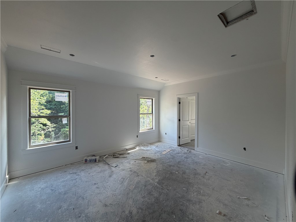 12 Kinross Drive