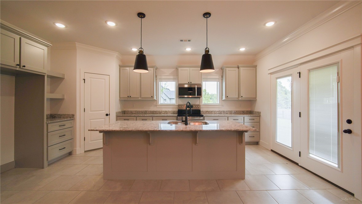 8 McDole Lane