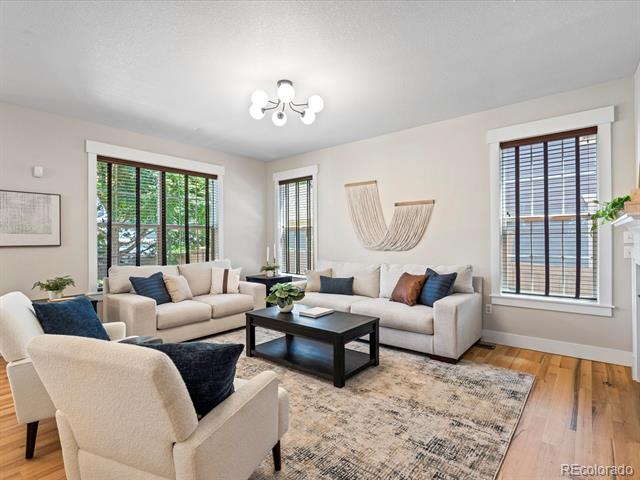 8597 E 25th Place