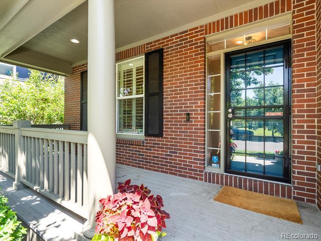 8597 E 25th Place