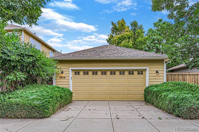 2906 Emporia Street