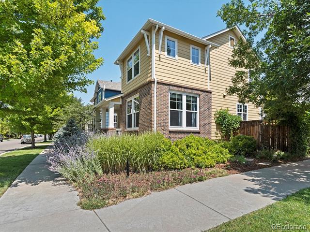 2906 Emporia Street