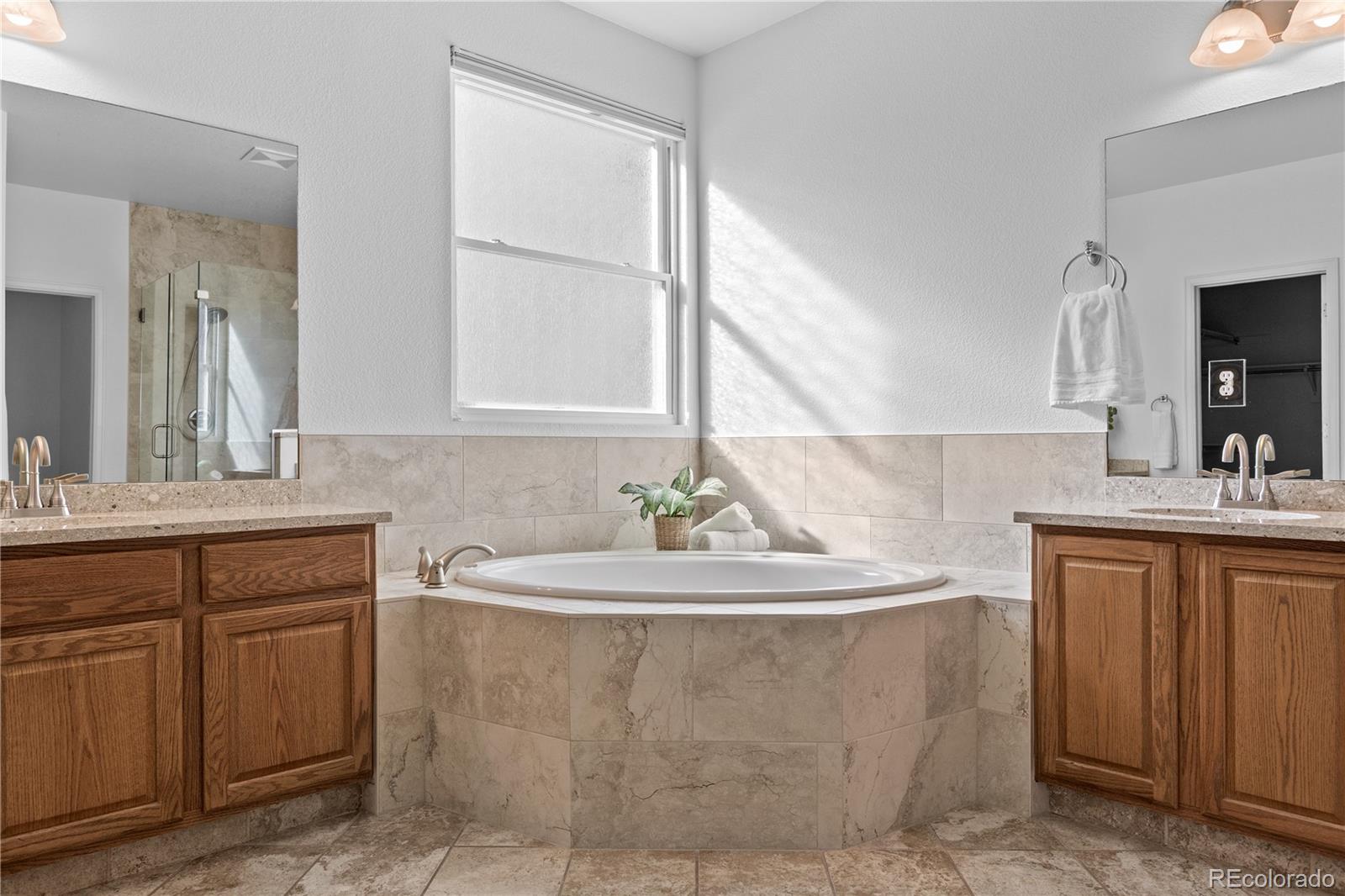 12094 Bay Oaks Court