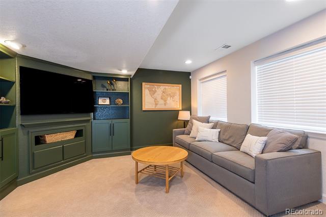 2899 Emporia Court