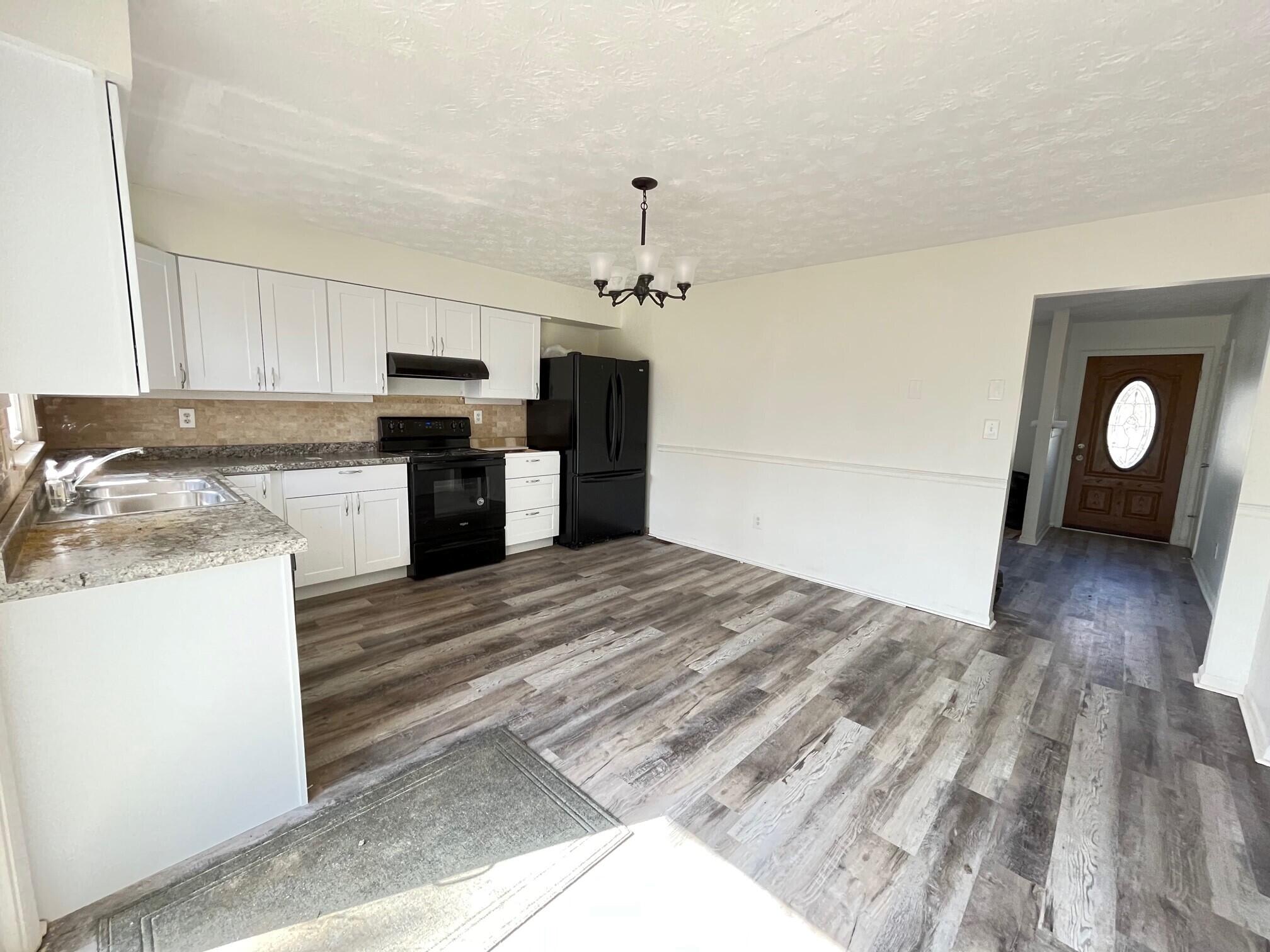 3808 Hidden Springs Drive
