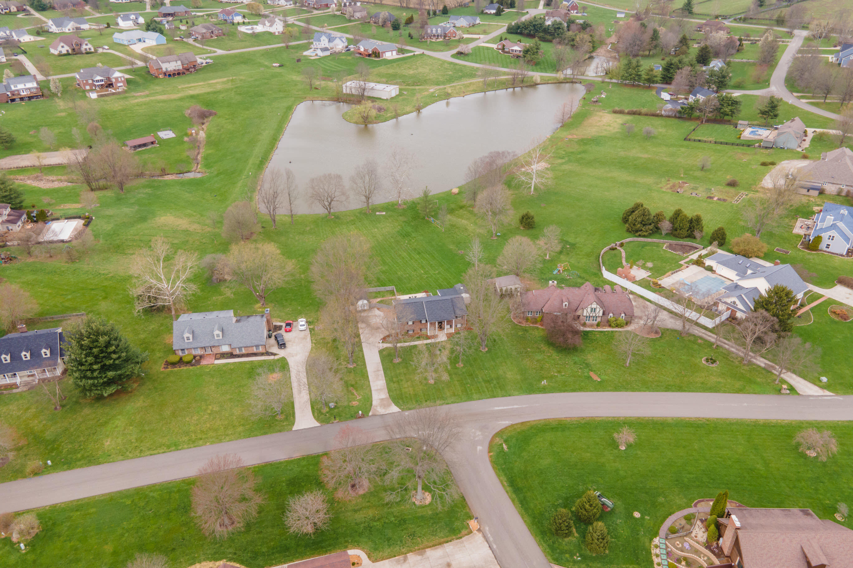 119 Lakeview Drive