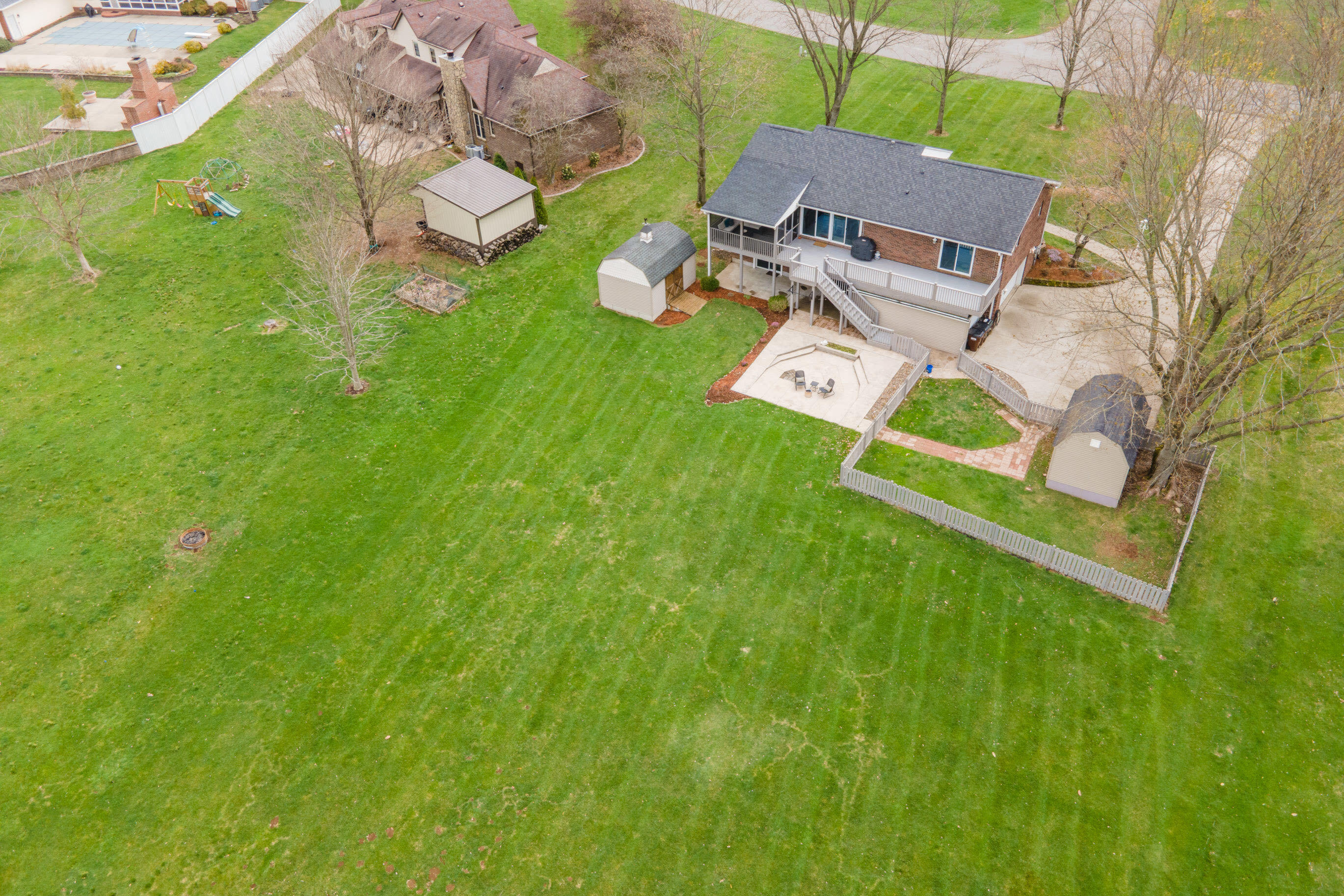 119 Lakeview Drive