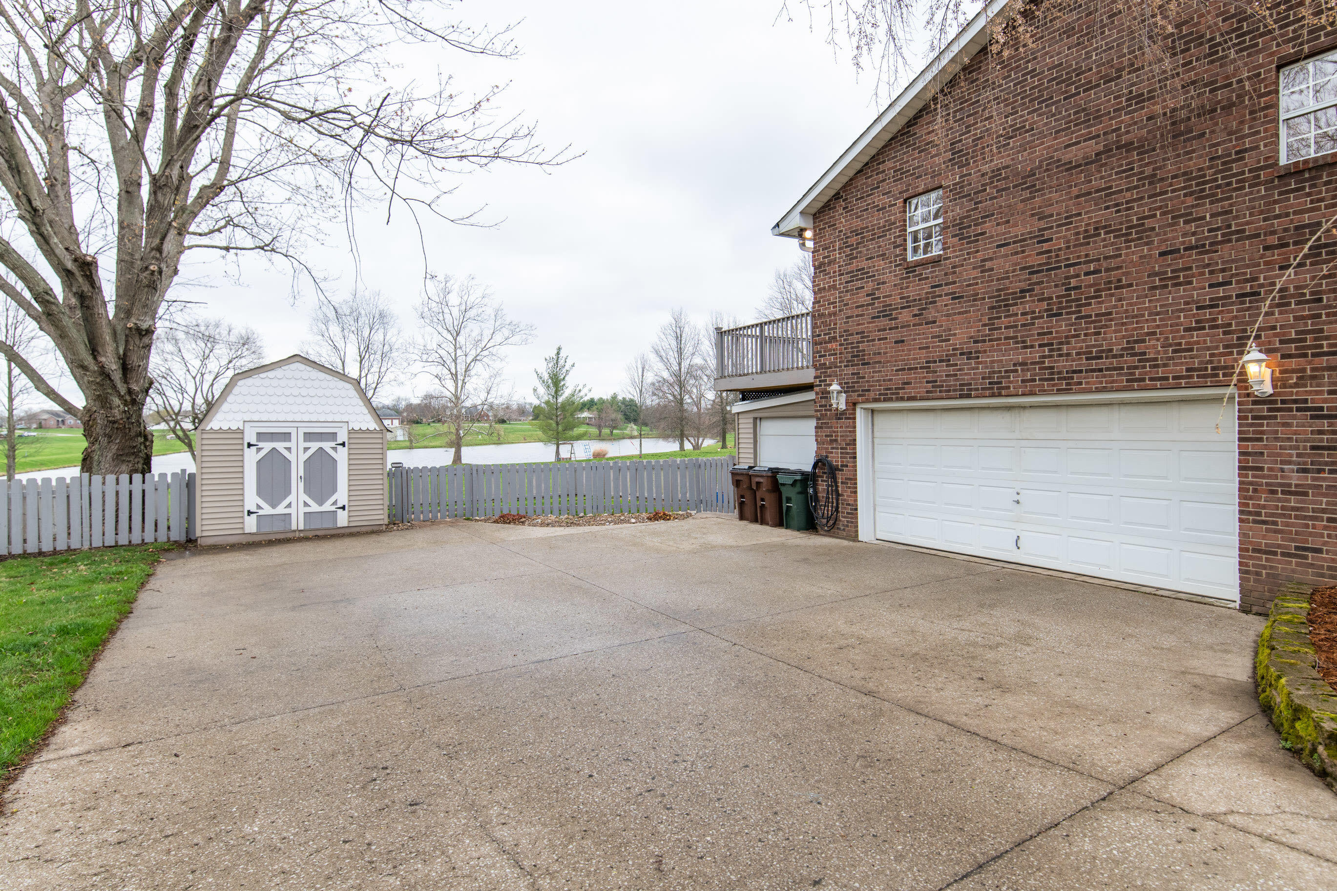119 Lakeview Drive