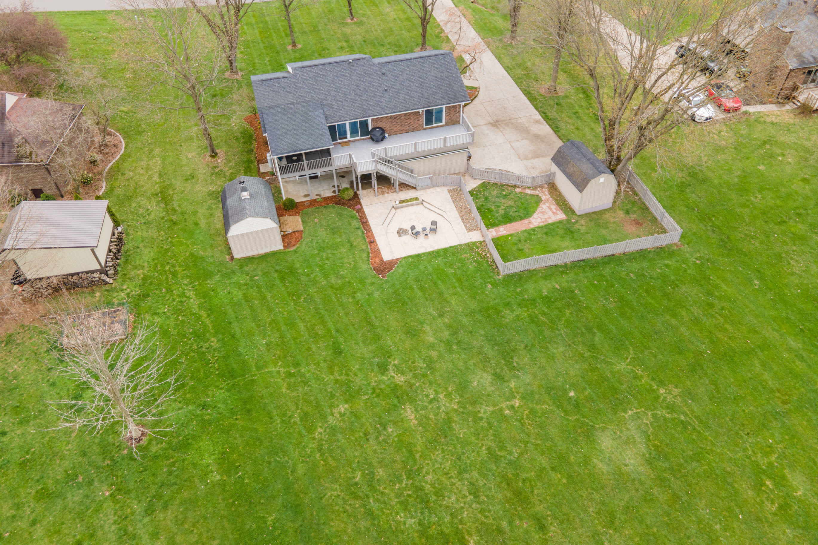 119 Lakeview Drive