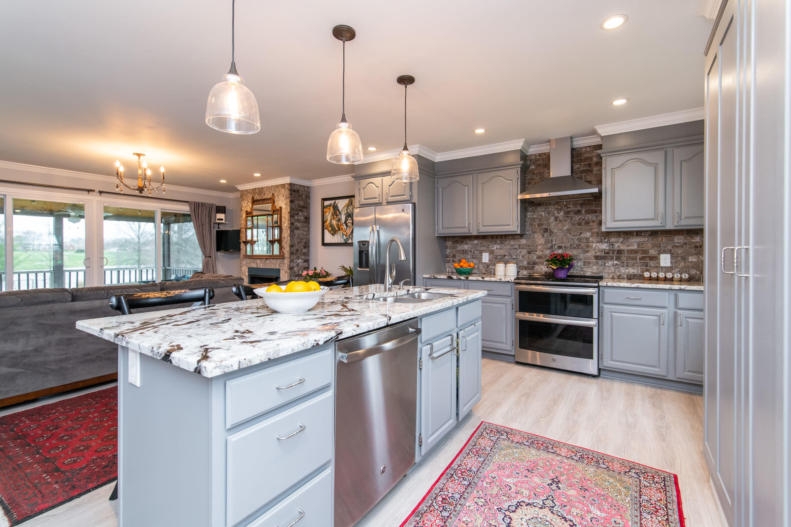 119 Lakeview Drive