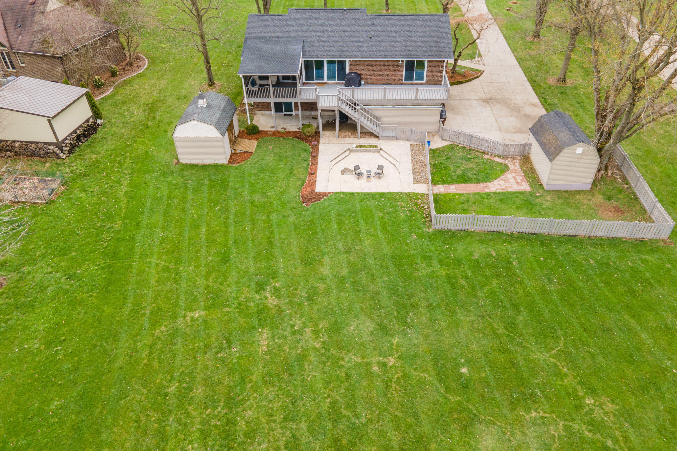 119 Lakeview Drive