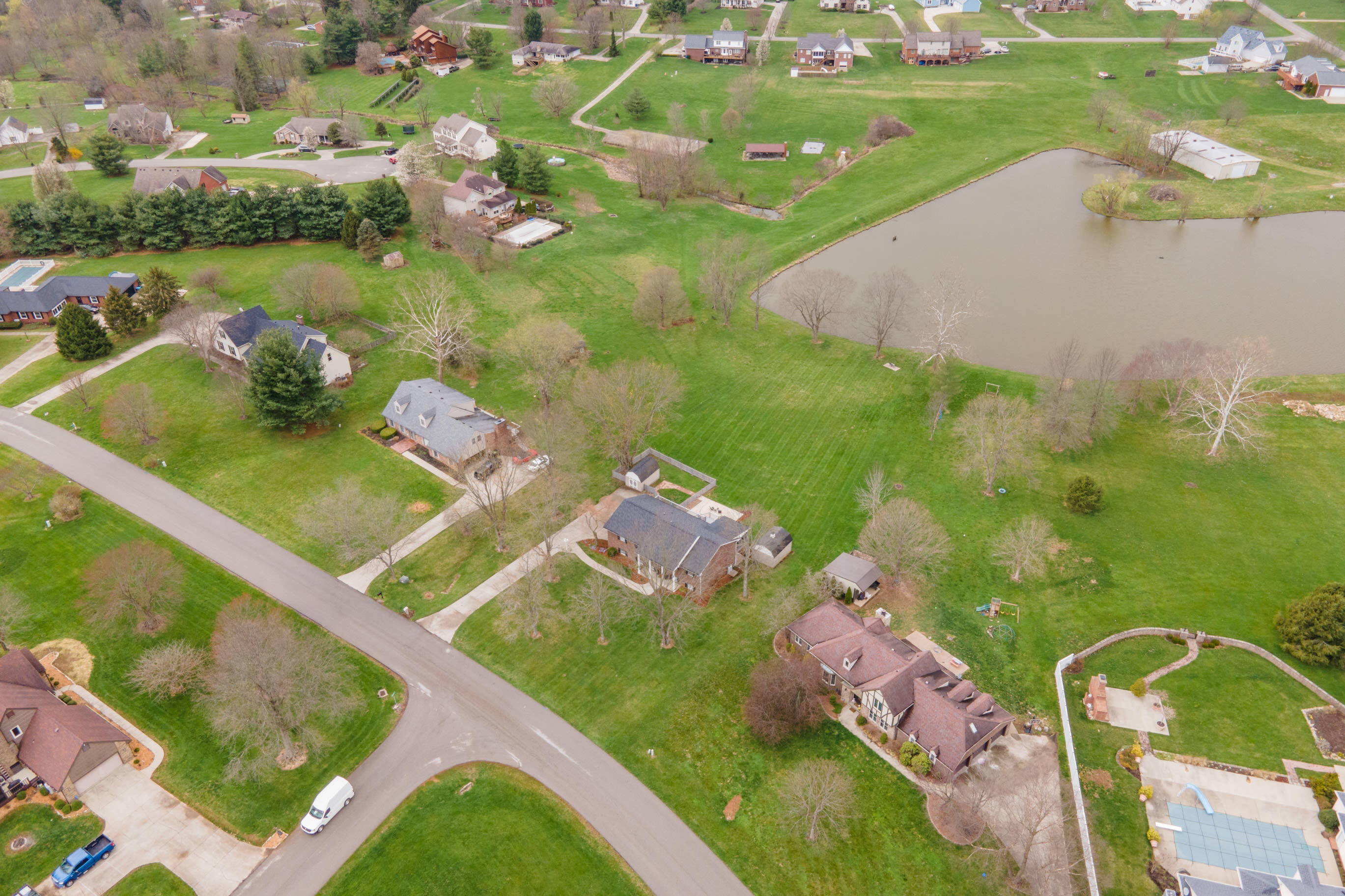 119 Lakeview Drive