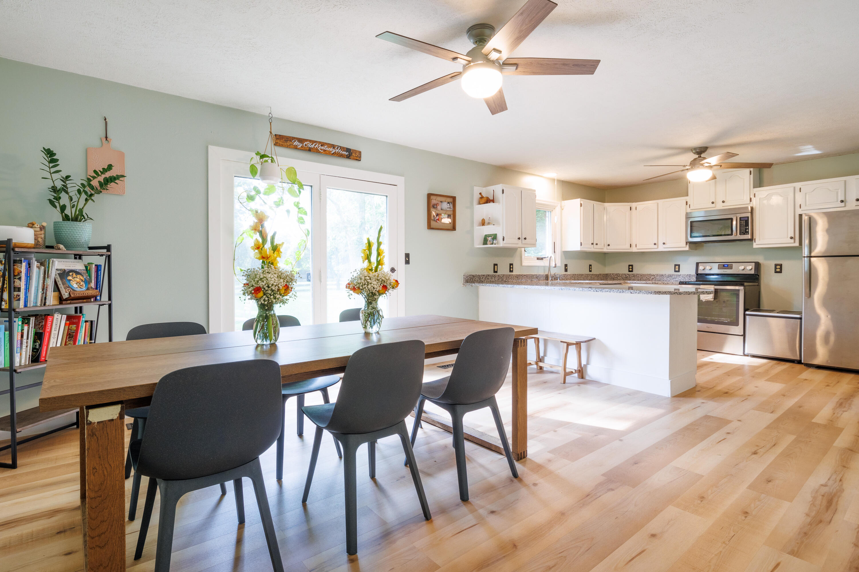 475 Davistown Road