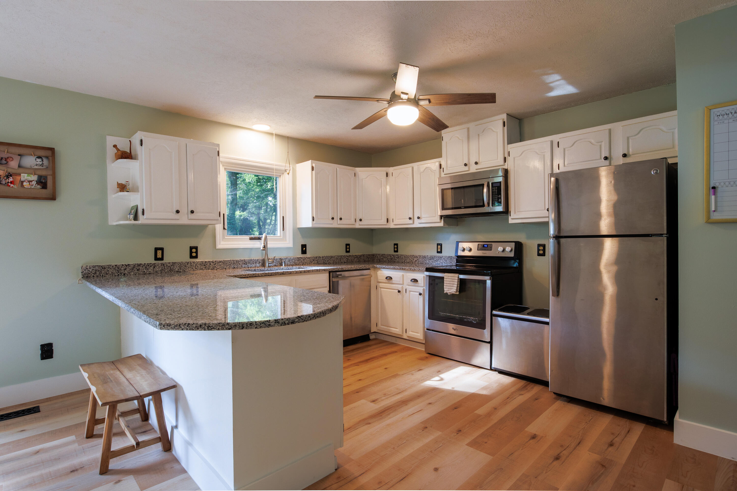 475 Davistown Road