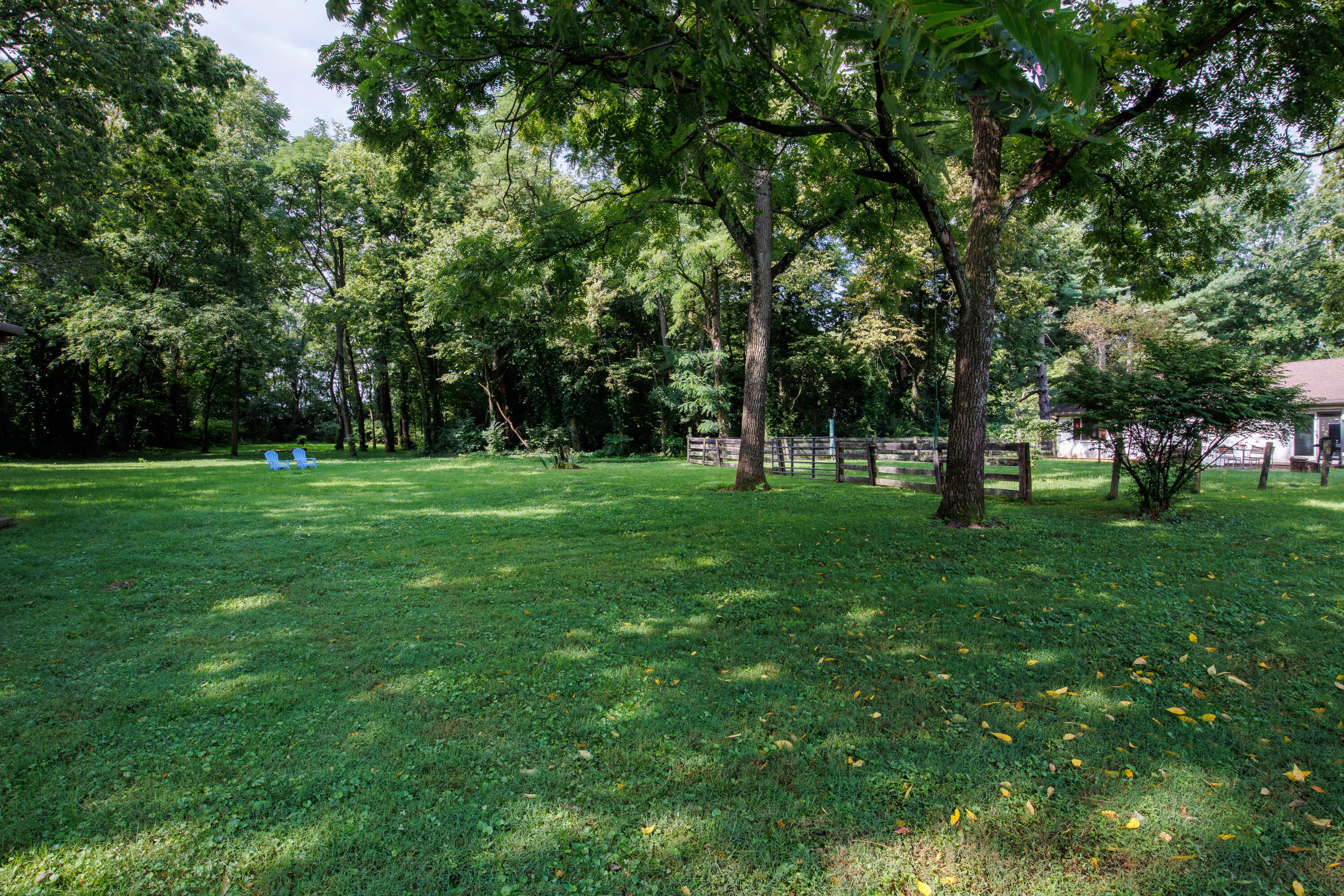 475 Davistown Road