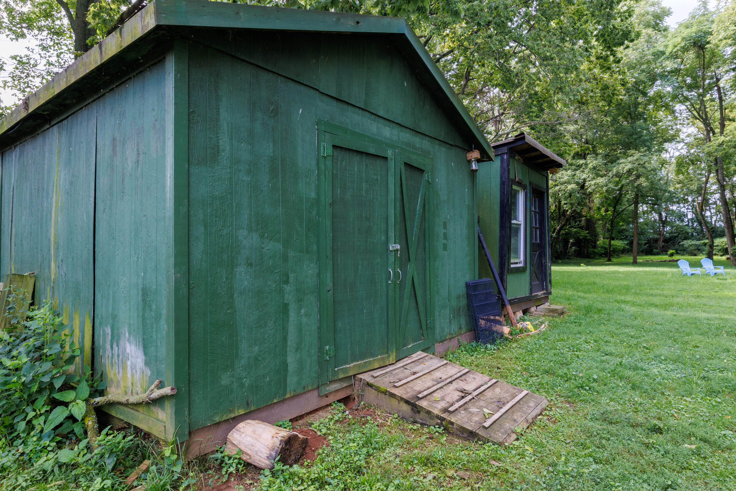 475 Davistown Road
