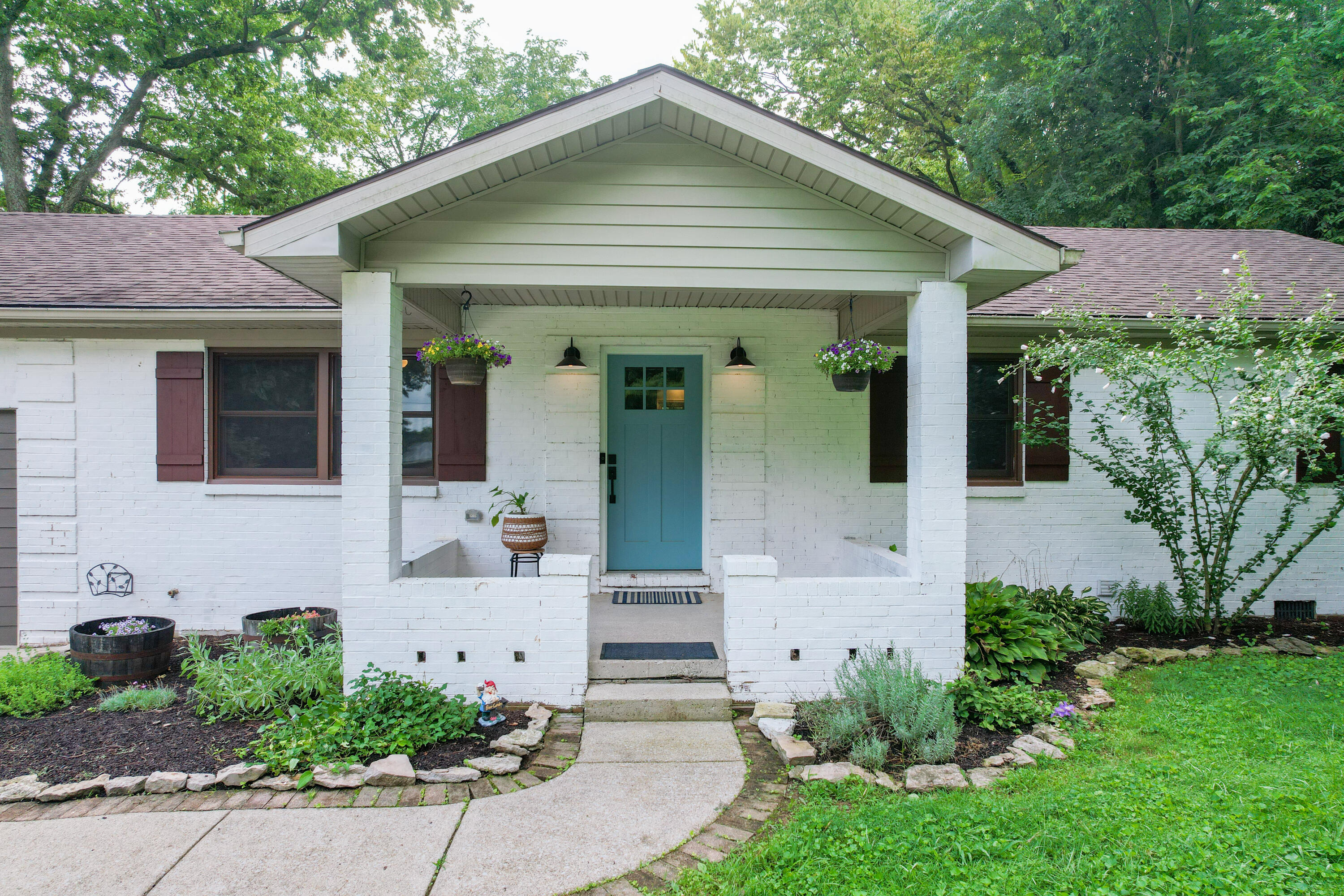 475 Davistown Road