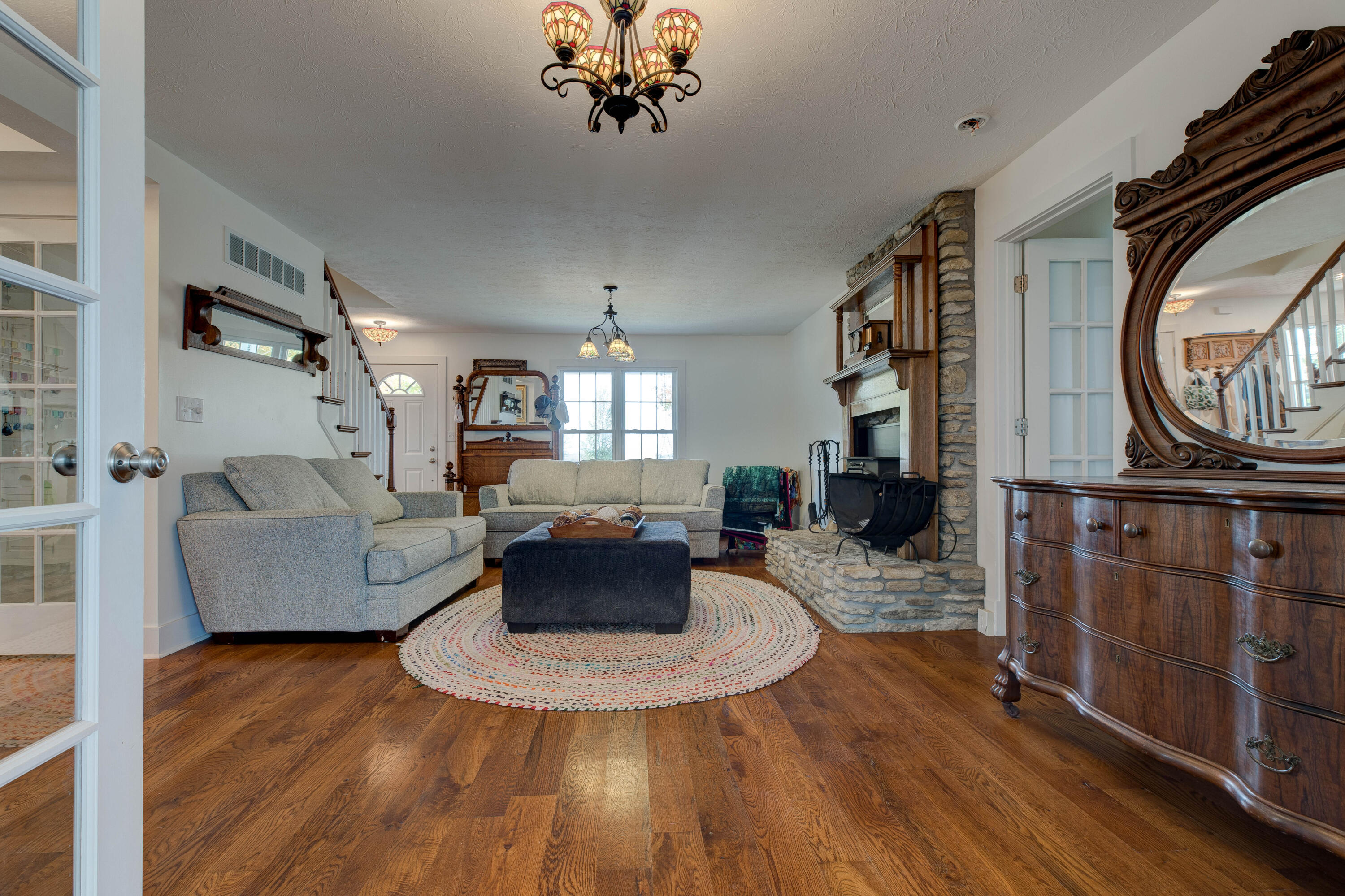 10920 Mt Eden Road