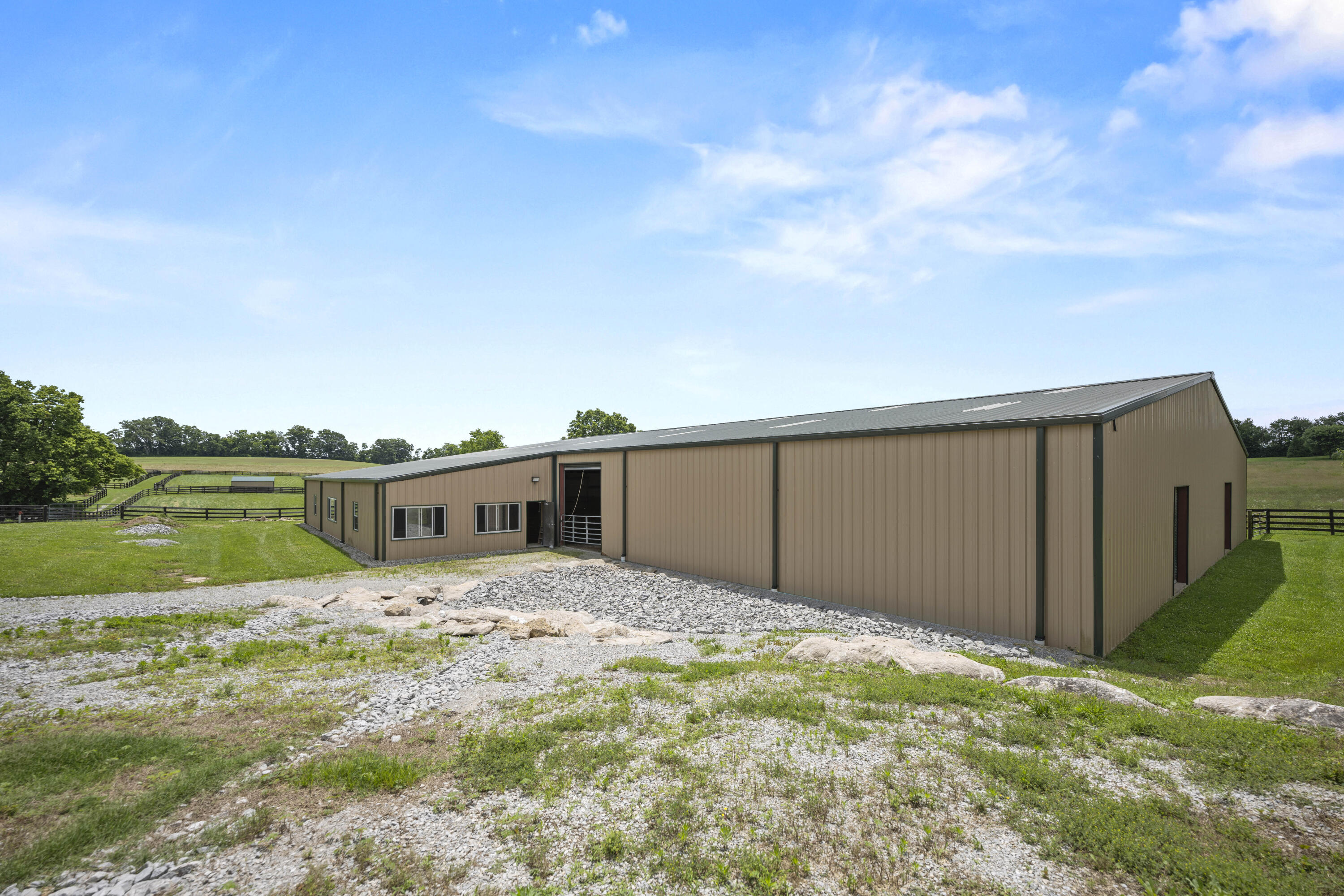4250 Troy Pike