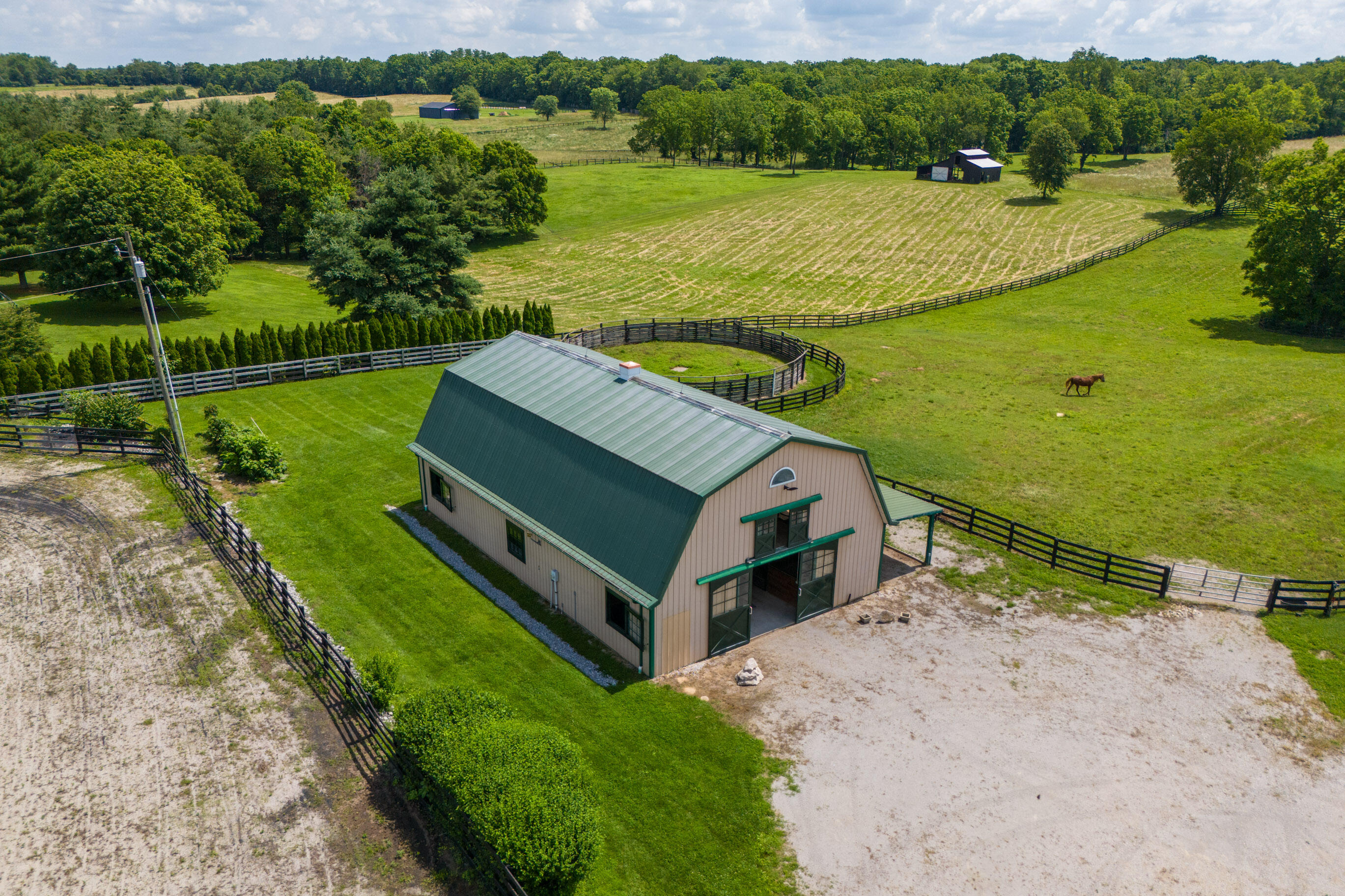 4250 Troy Pike