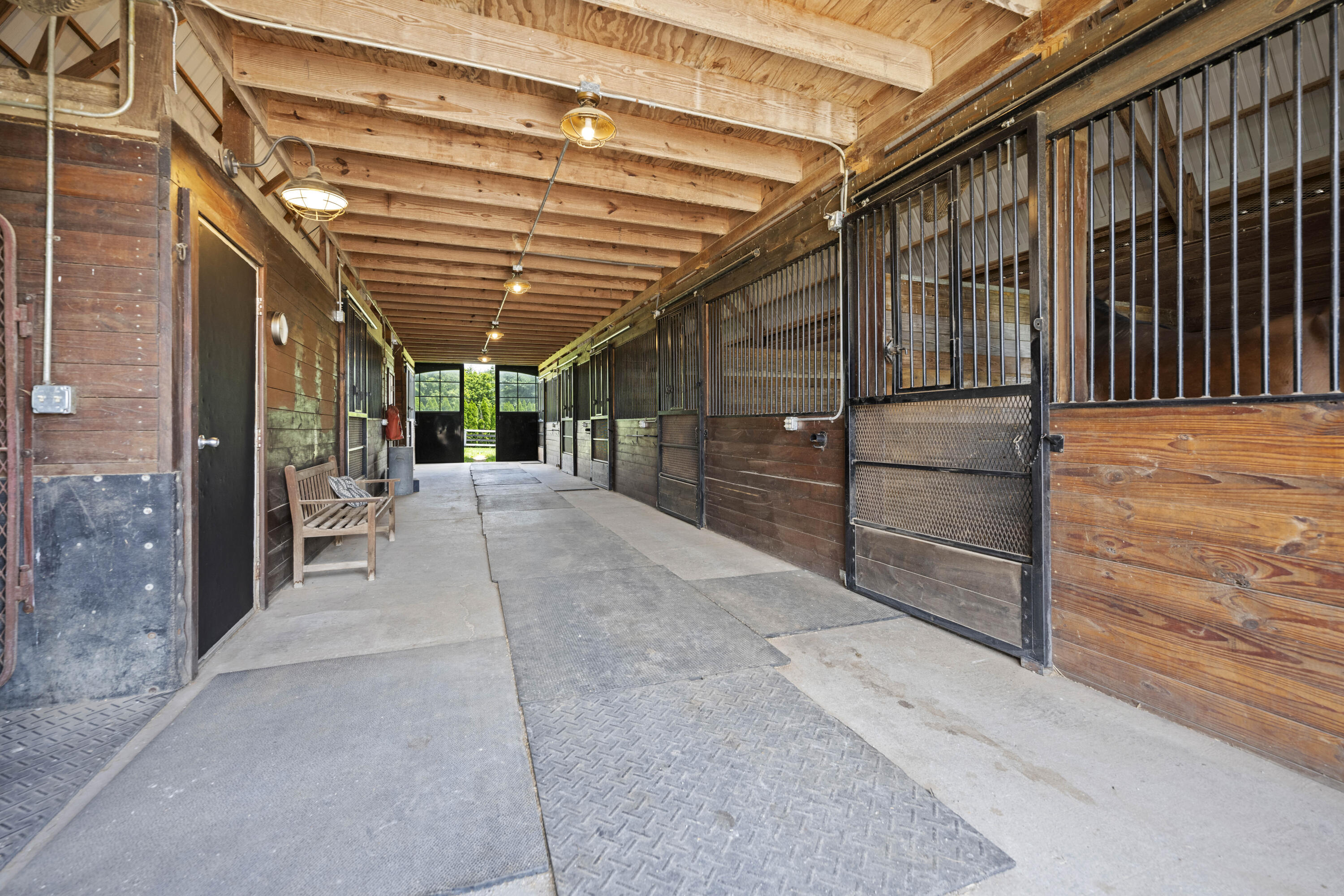 4250 Troy Pike
