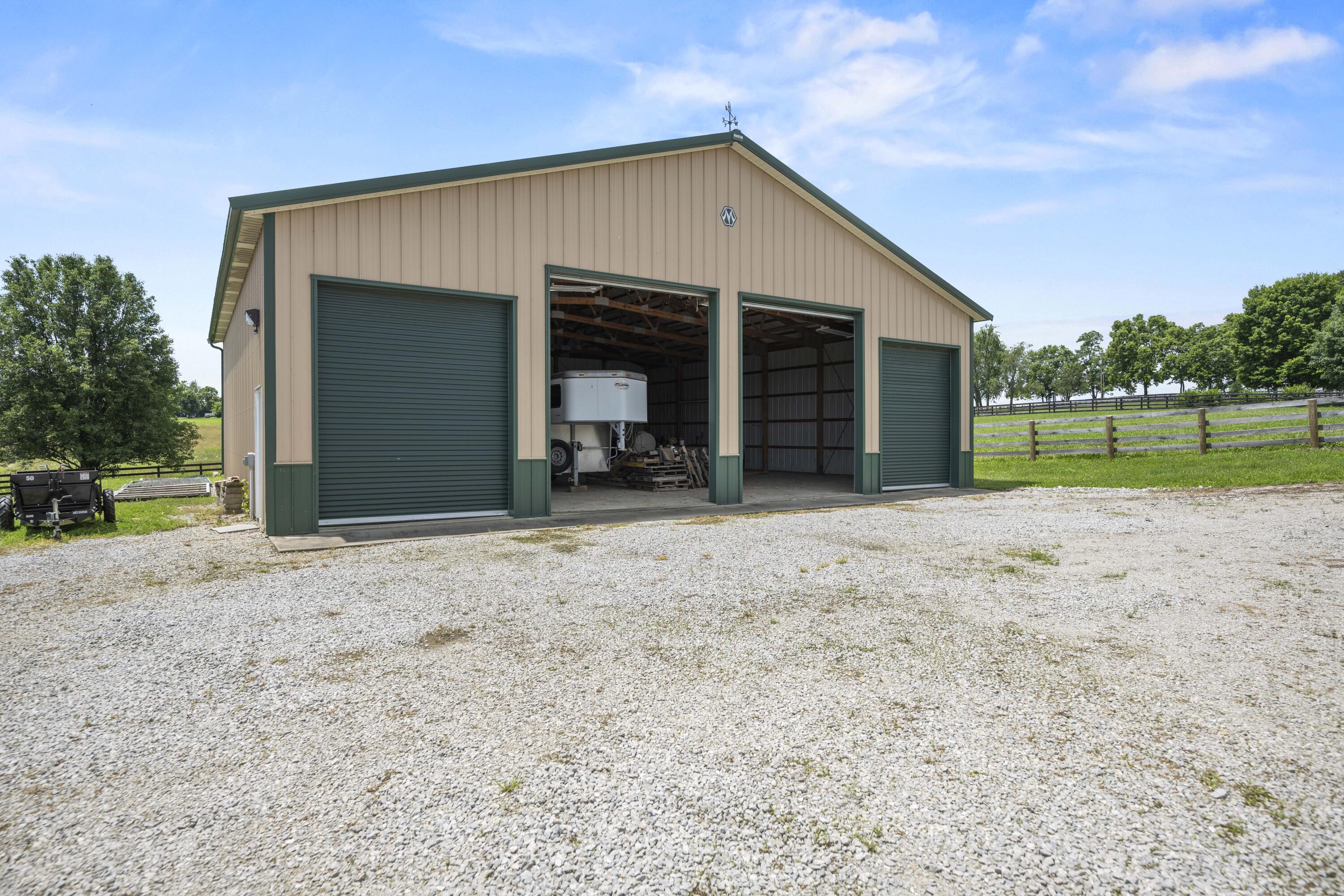 4250 Troy Pike