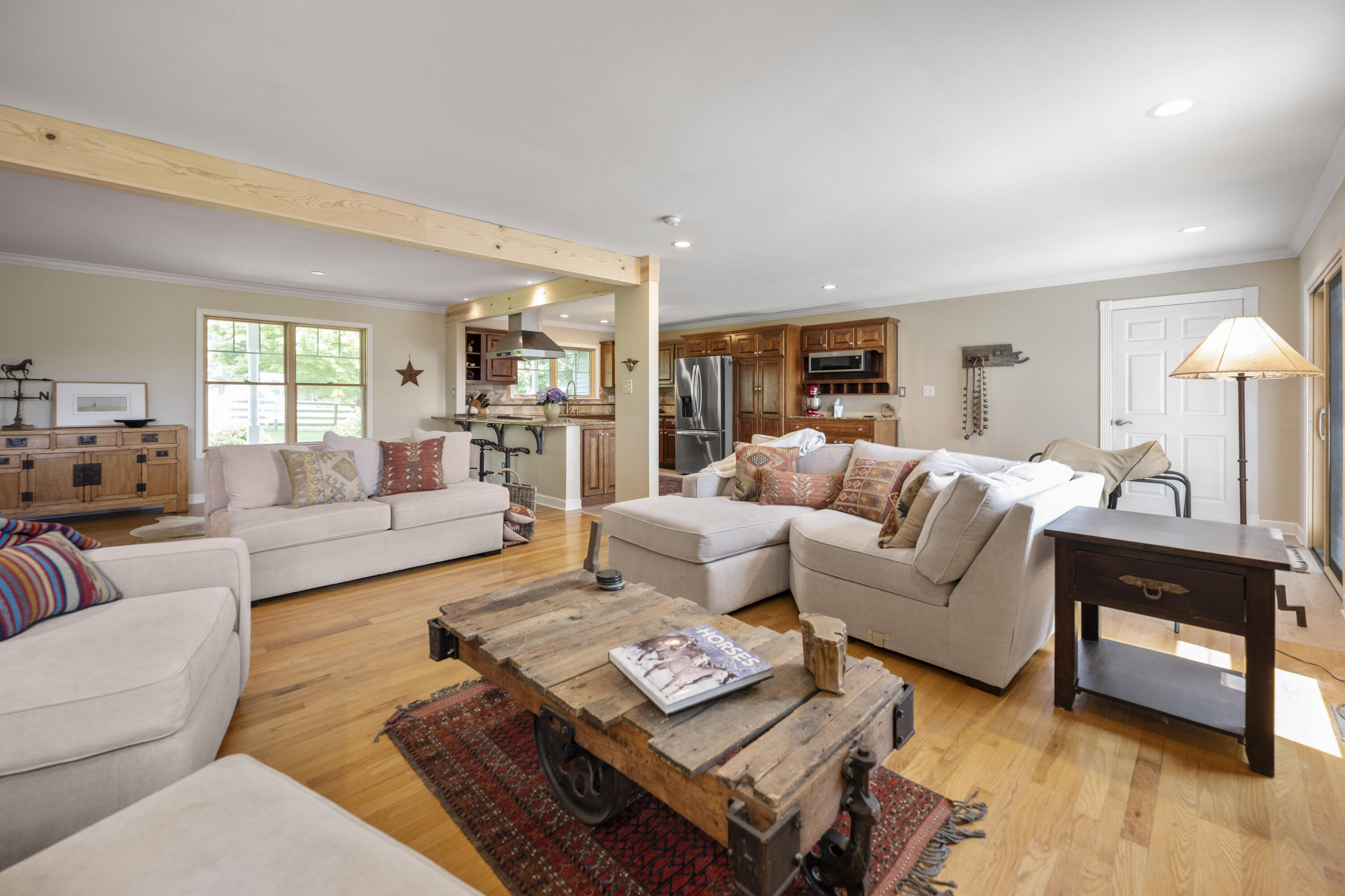 4250 Troy Pike