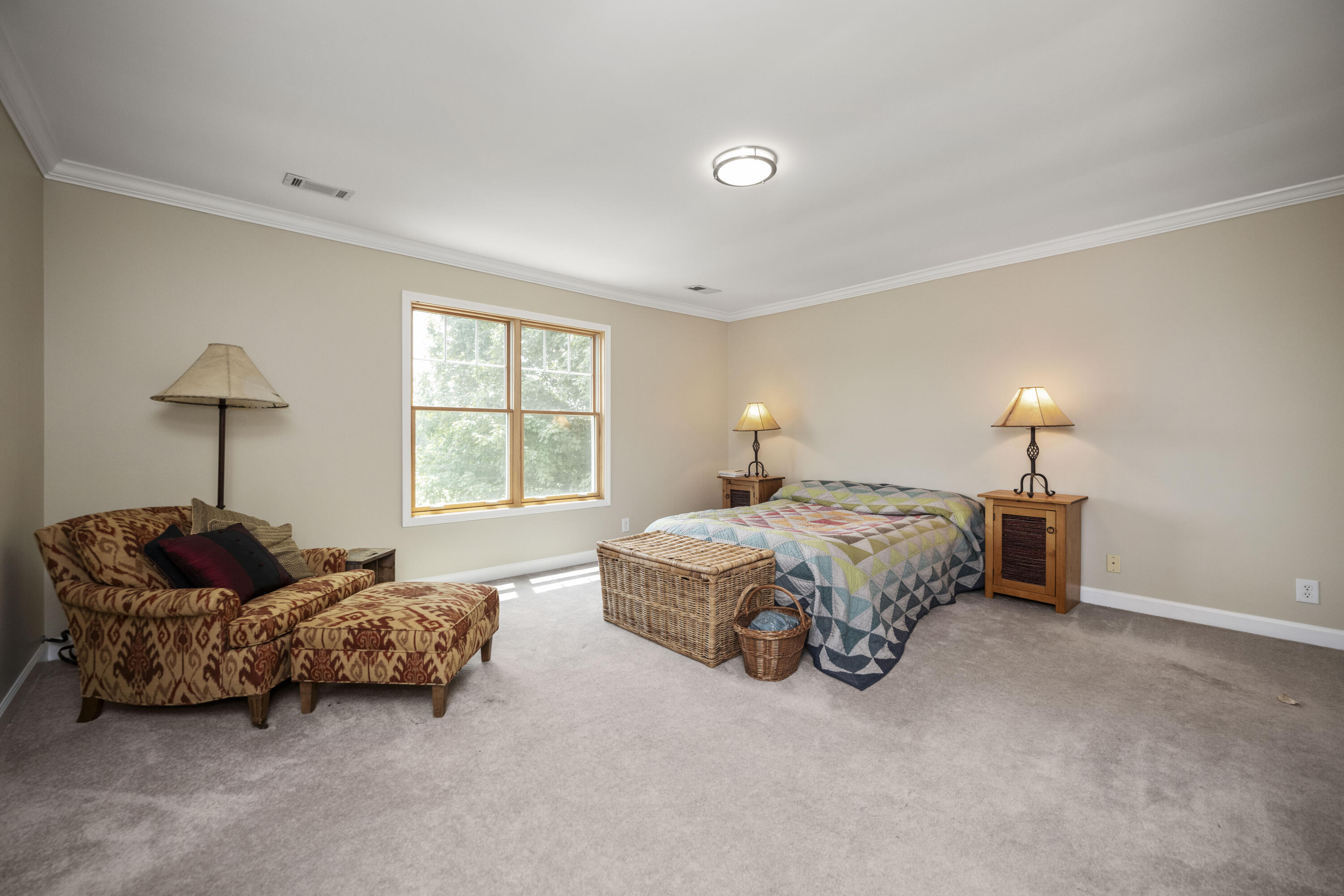 4250 Troy Pike