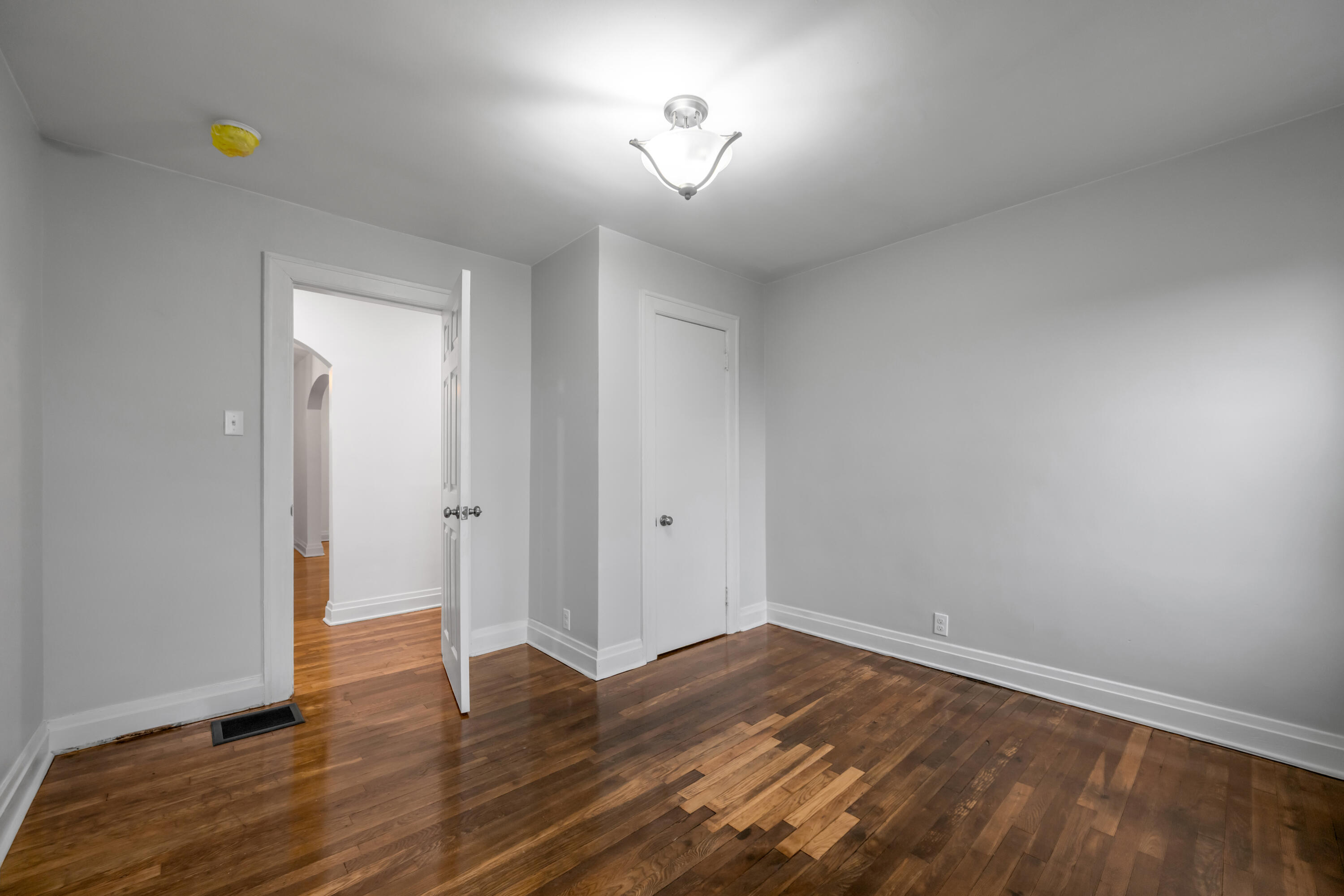 44 Horseshoe Drive