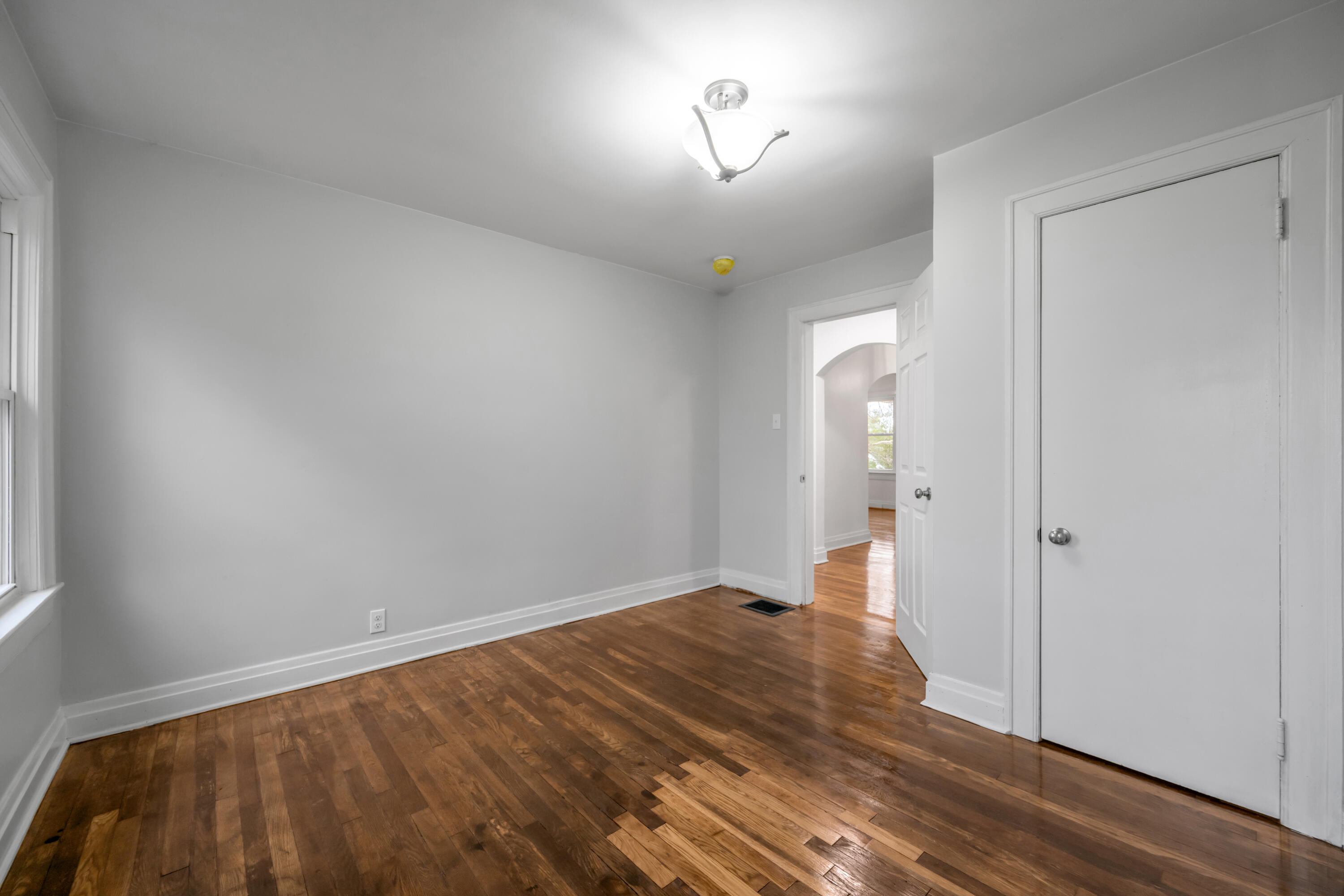 44 Horseshoe Drive