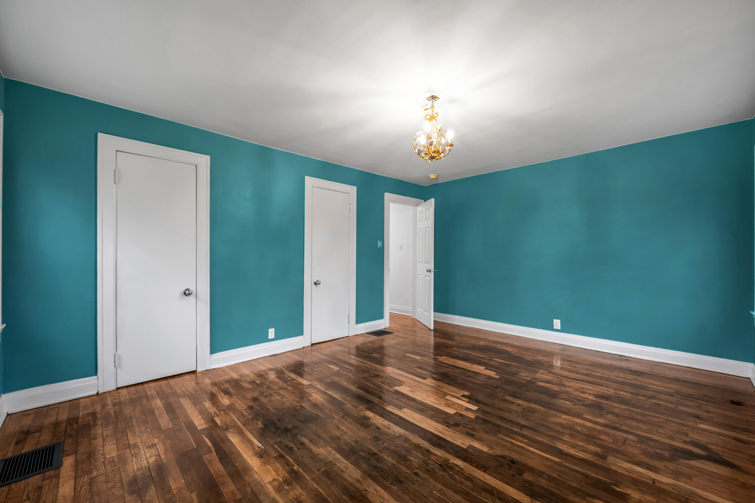 44 Horseshoe Drive