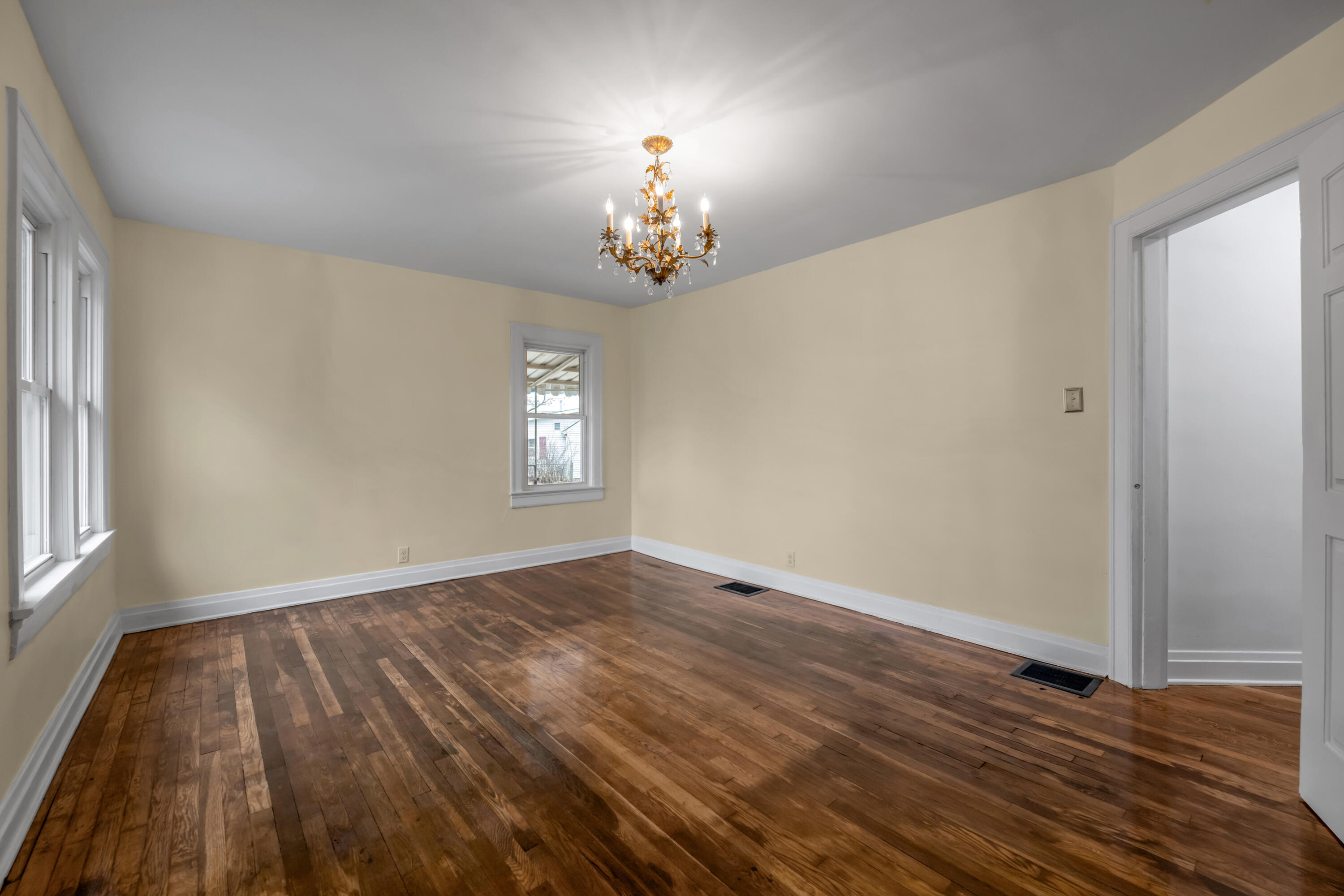 44 Horseshoe Drive