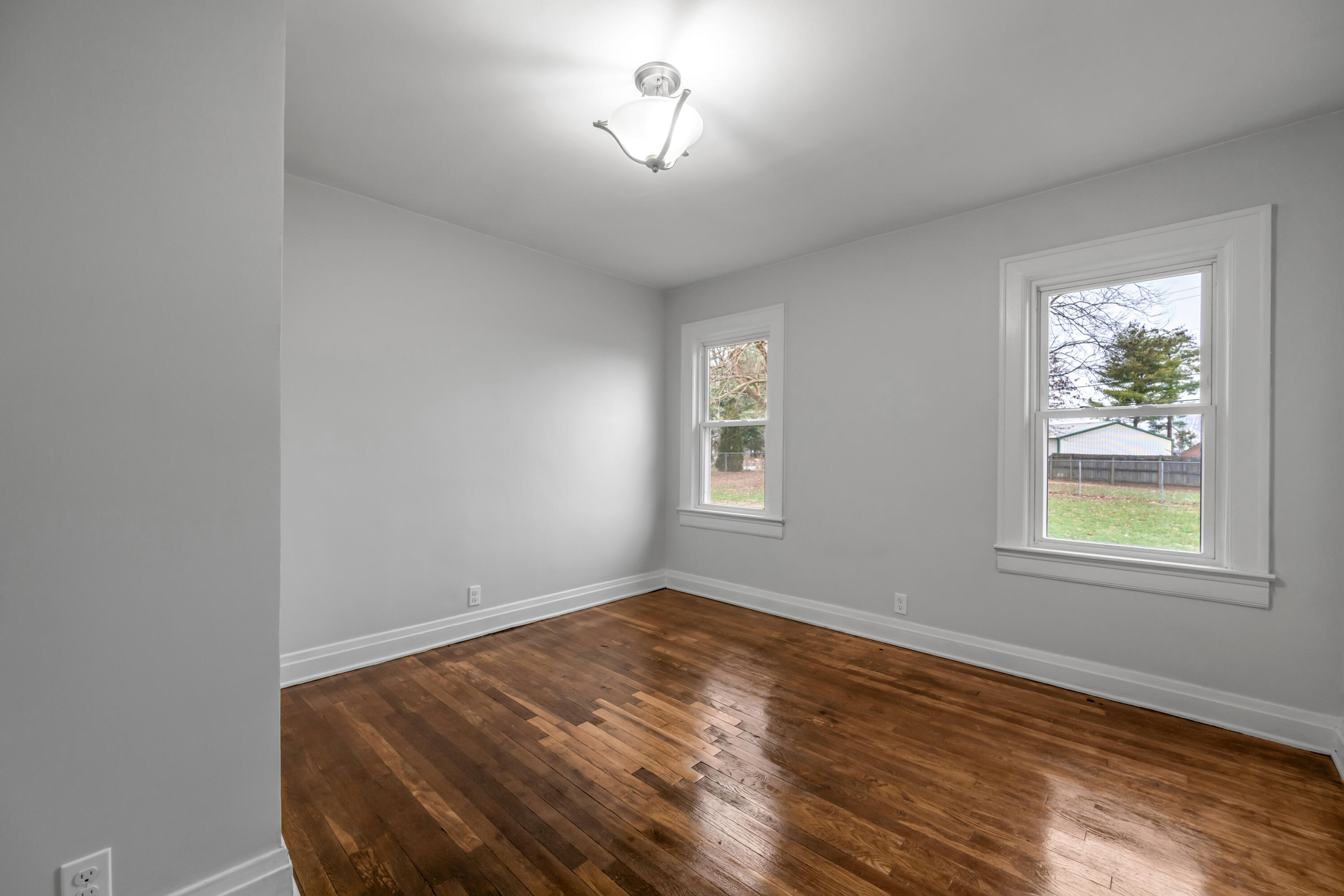 44 Horseshoe Drive