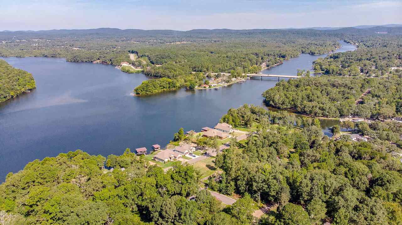 Lot 10 Gibbins Trail