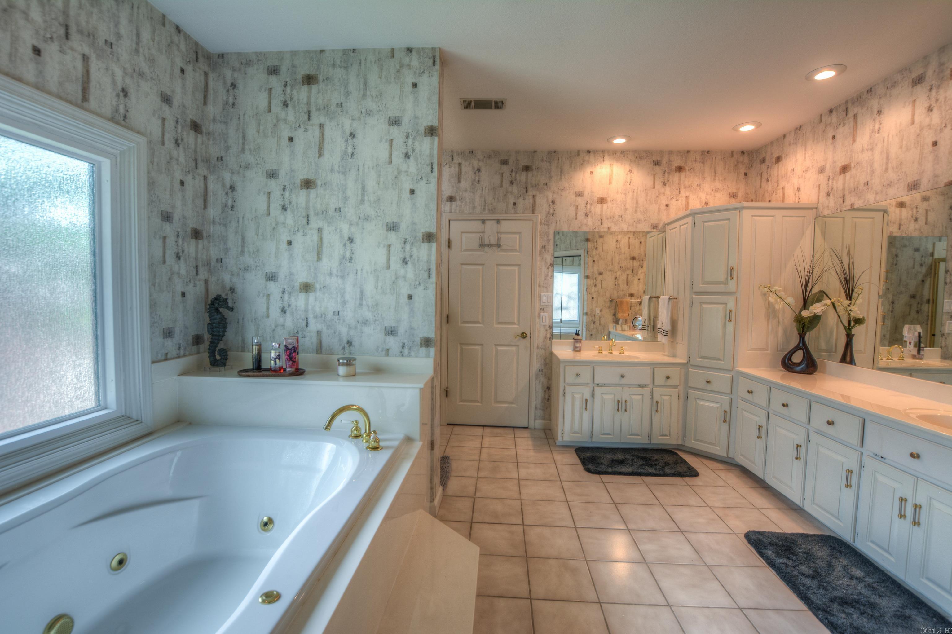 42 Stonegate Shores Drive
