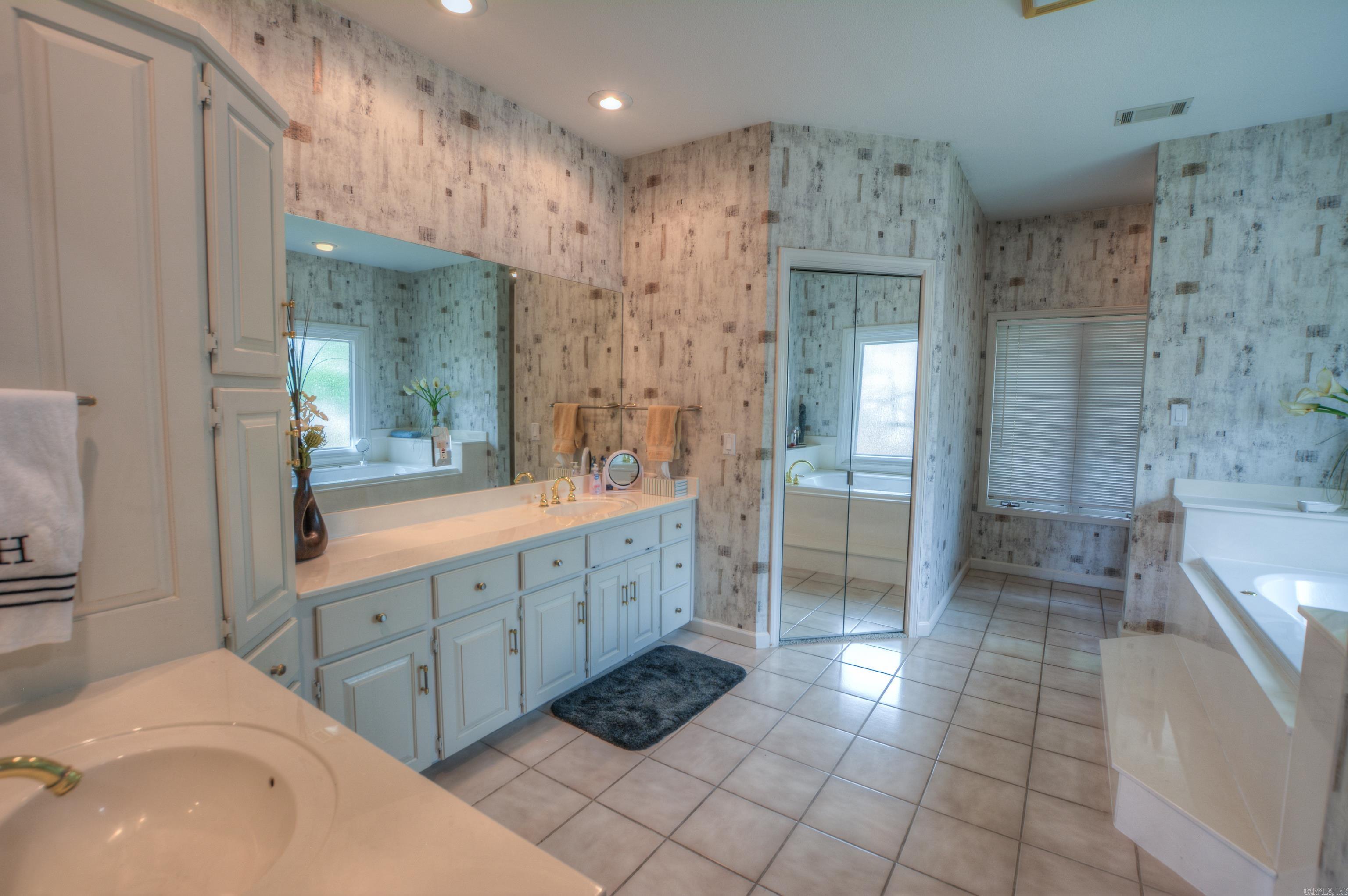 42 Stonegate Shores Drive
