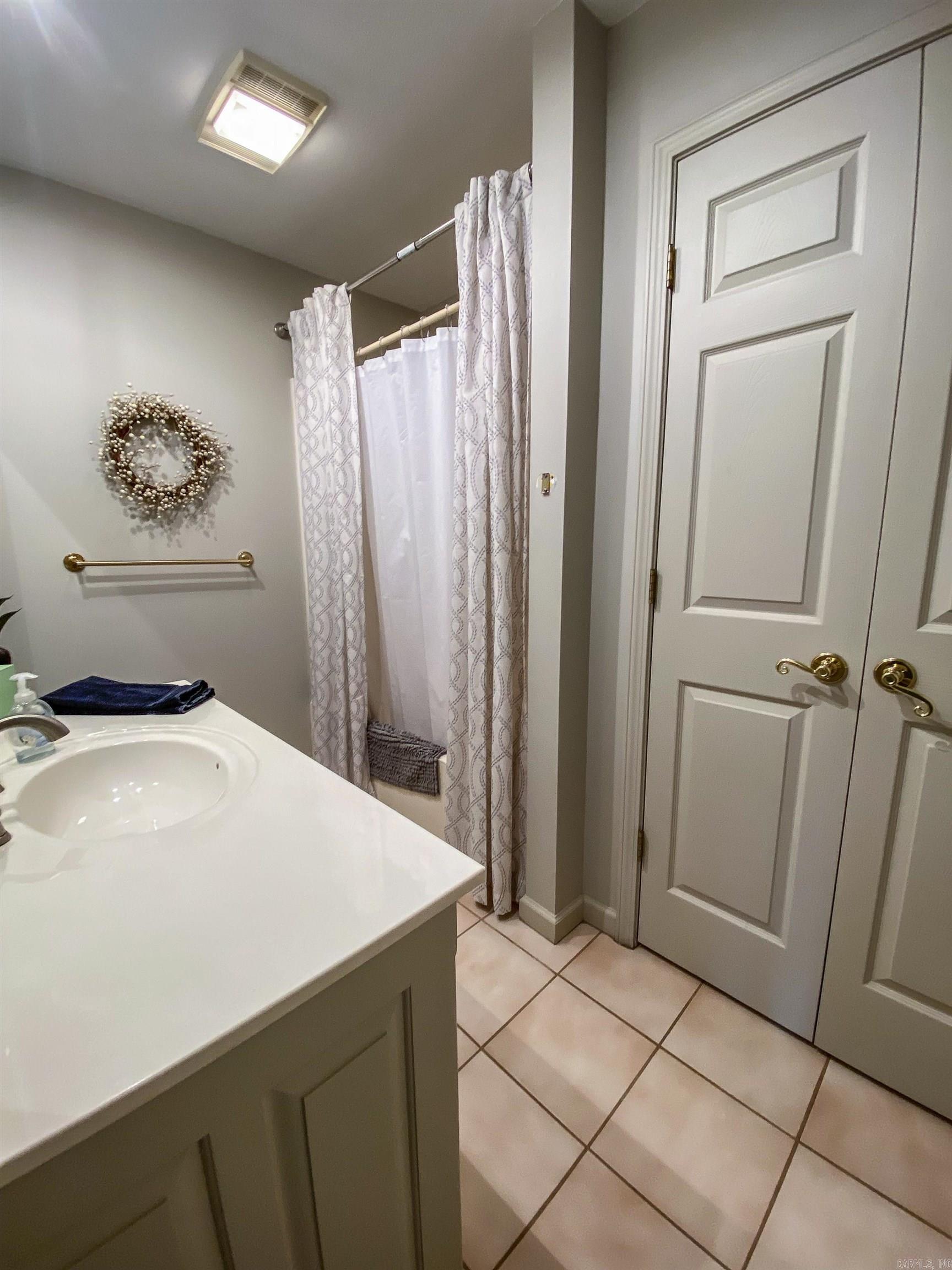 42 Stonegate Shores Drive