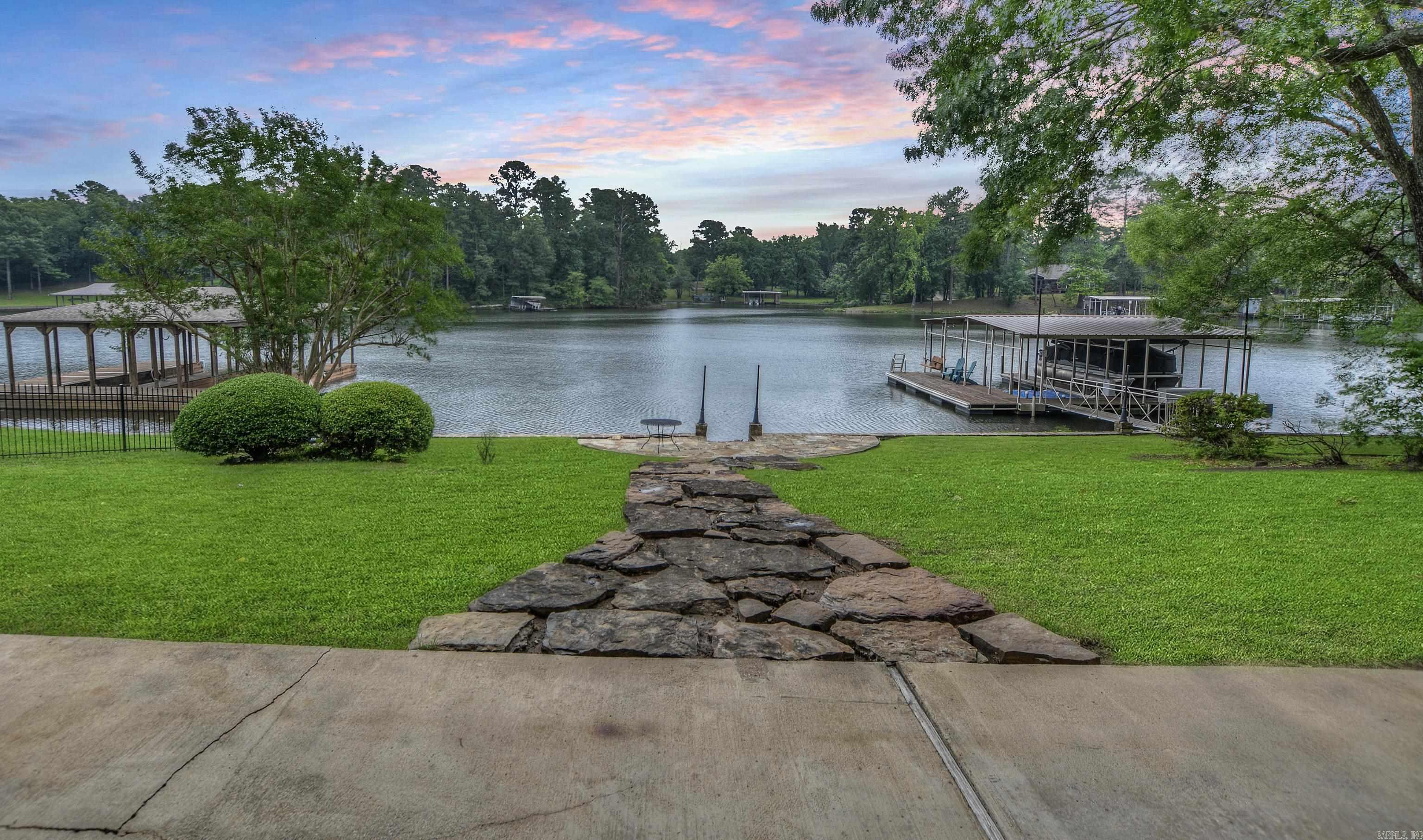 42 Stonegate Shores Drive