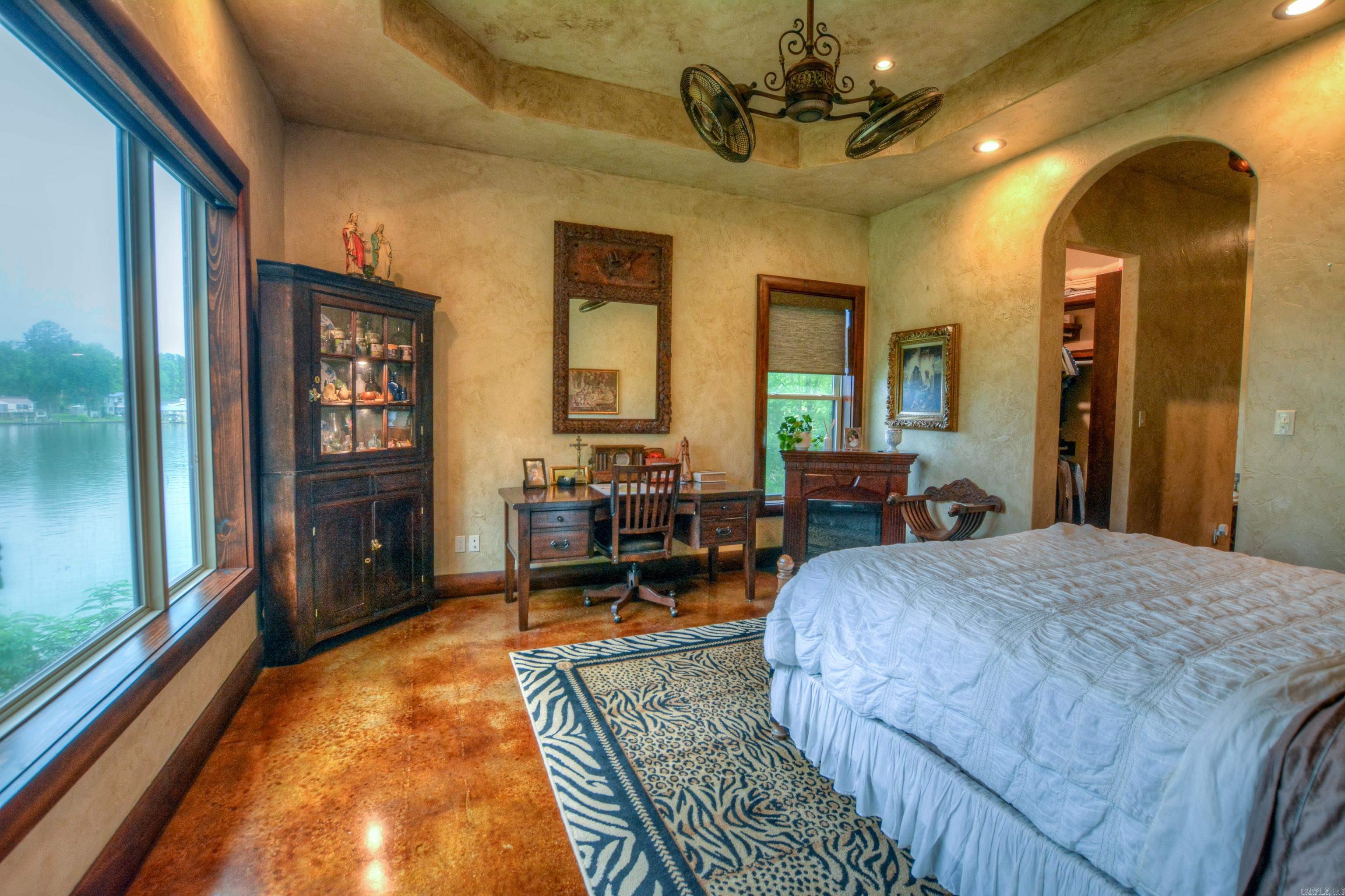 168 Golden Oak Place