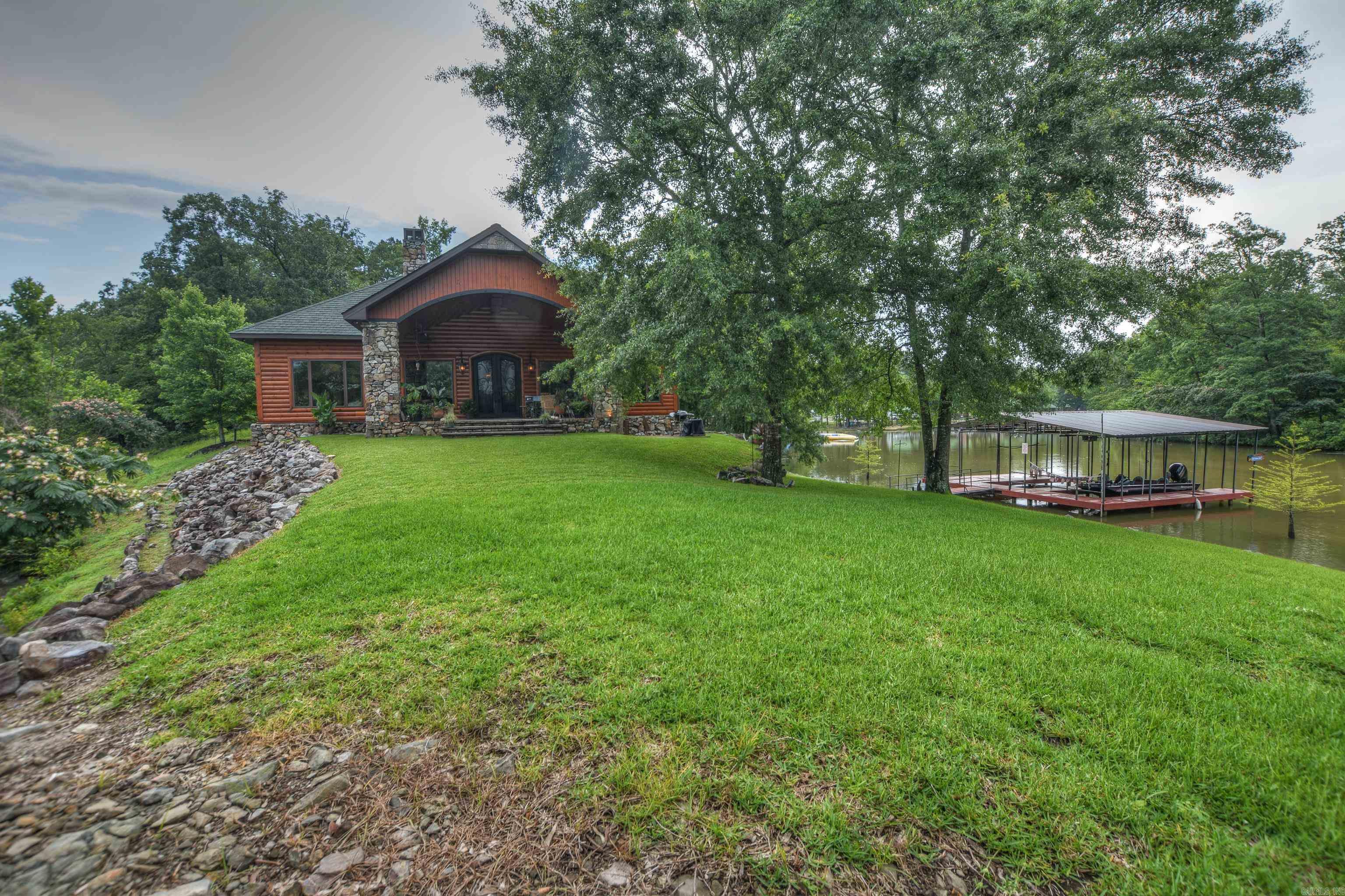 168 Golden Oak Place