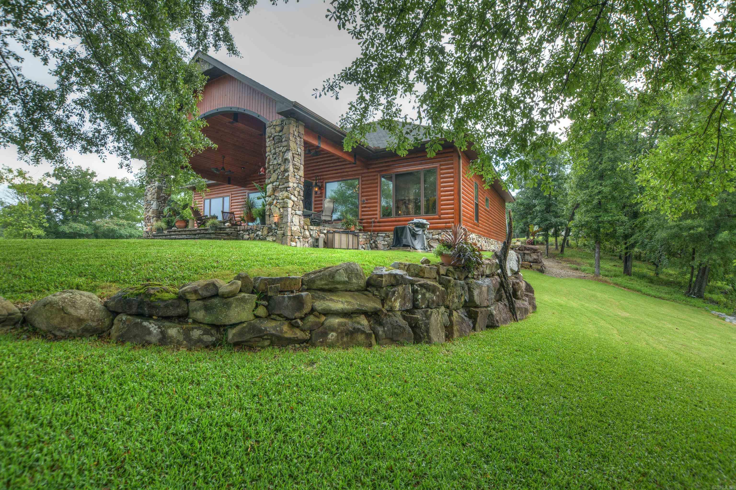 168 Golden Oak Place