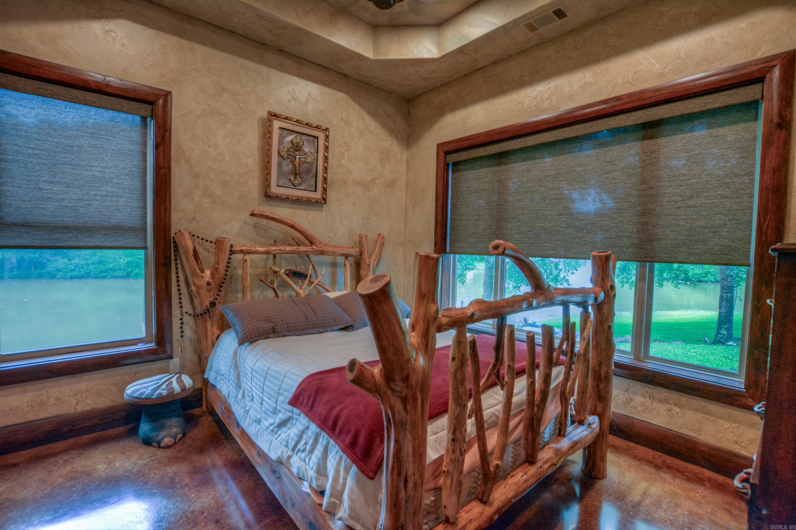 168 Golden Oak Place