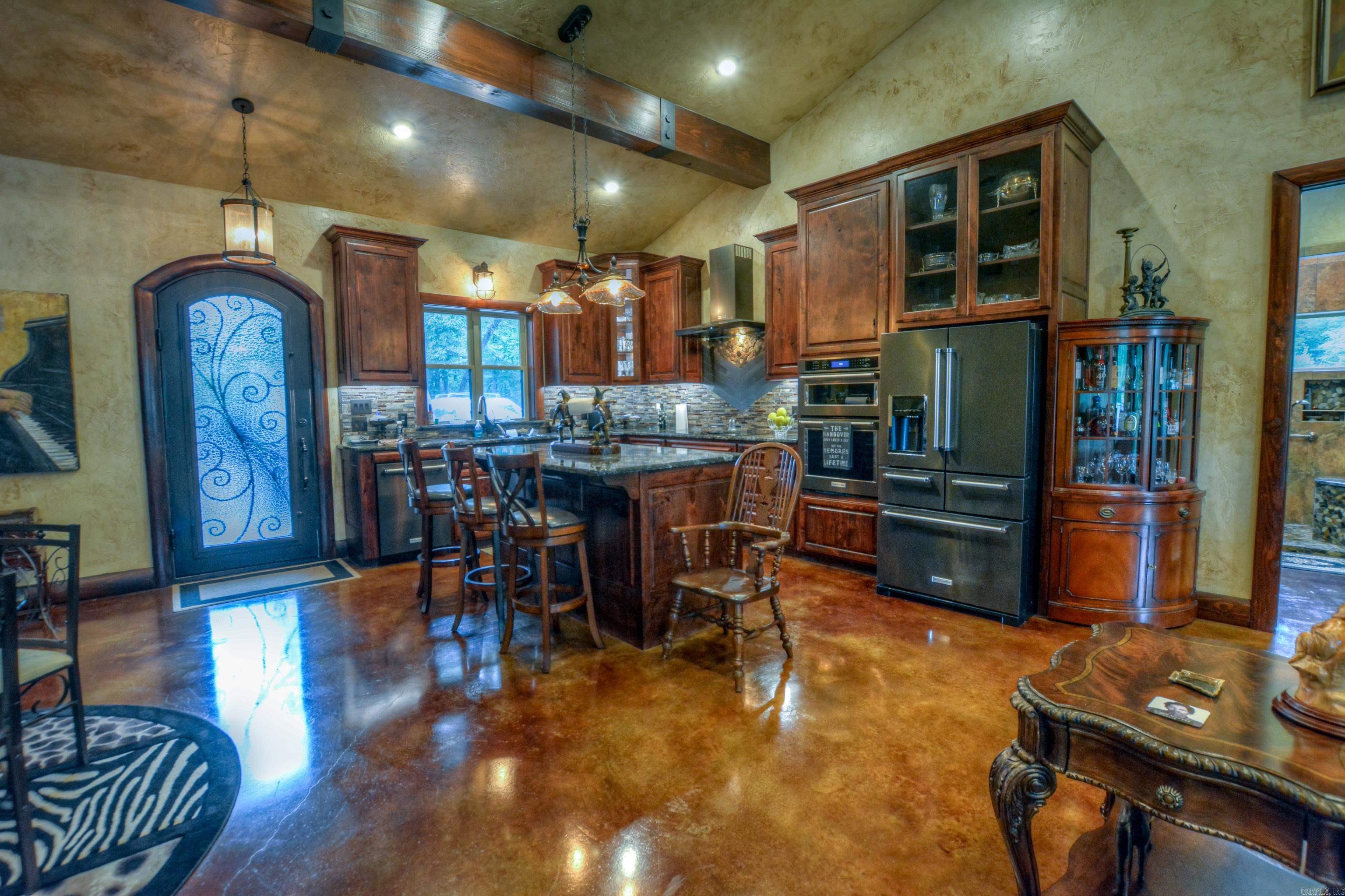 168 Golden Oak Place