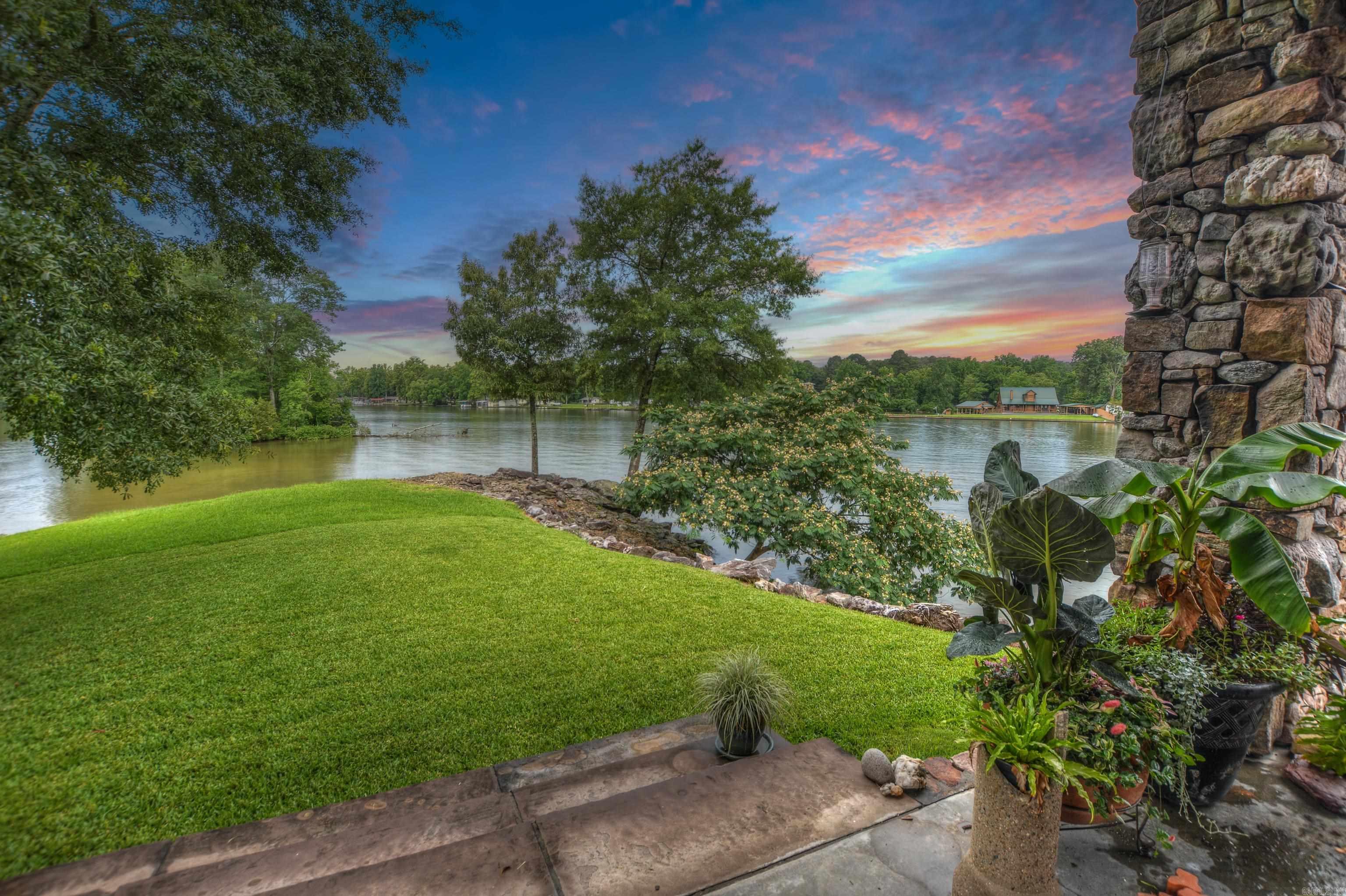 168 Golden Oak Place