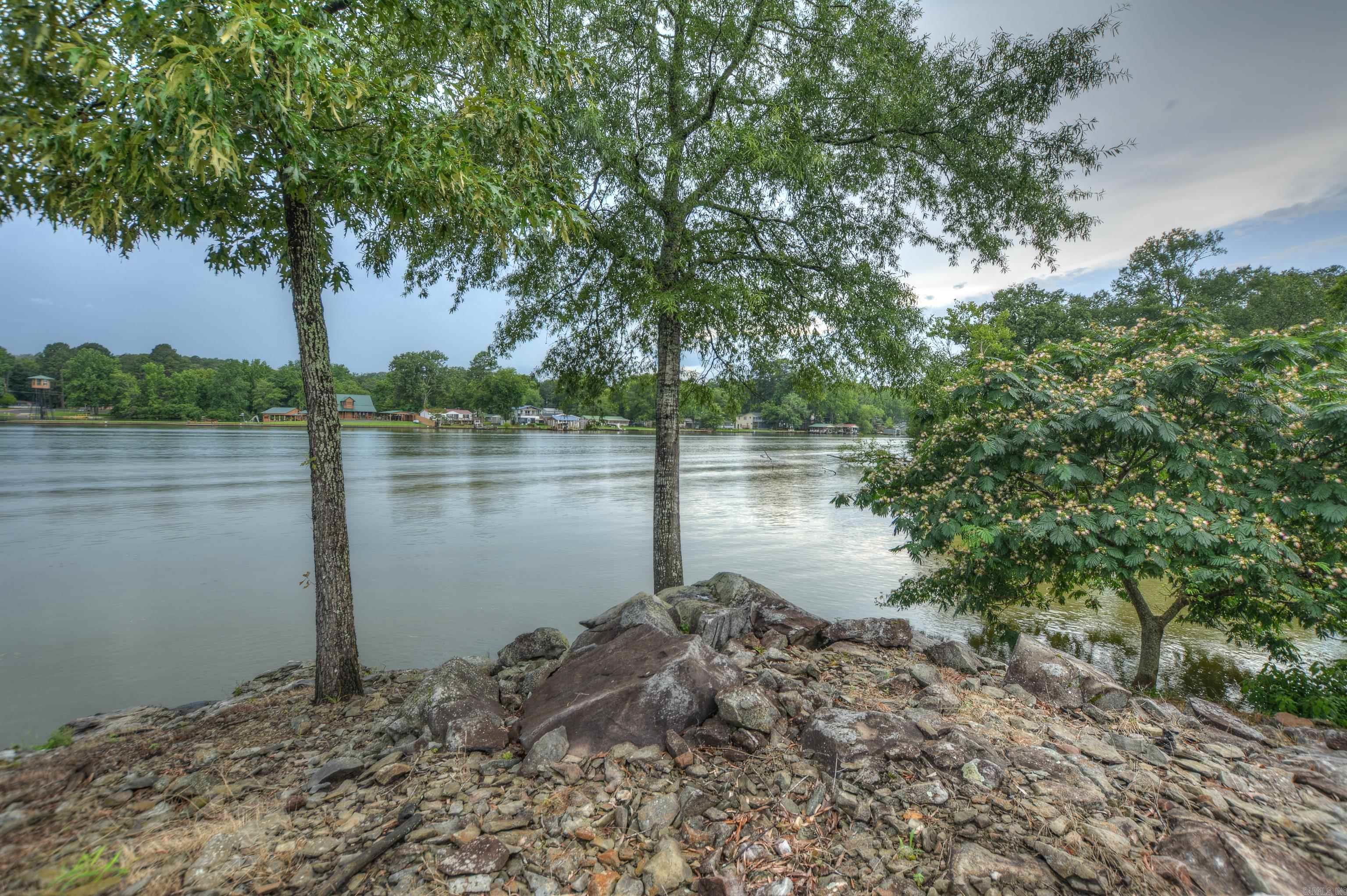 168 Golden Oak Place