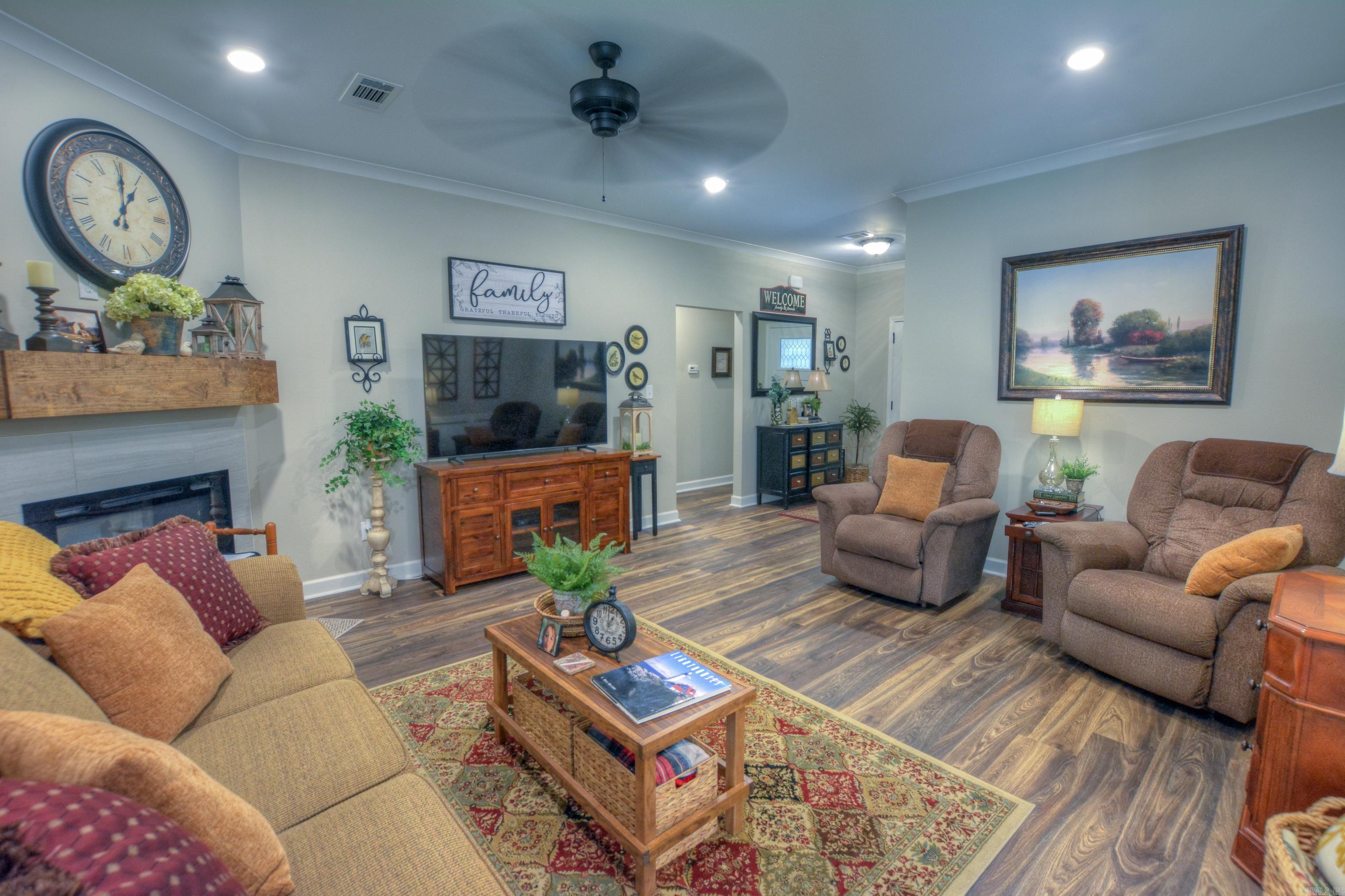 197 Catherine Heights Road Unit: B