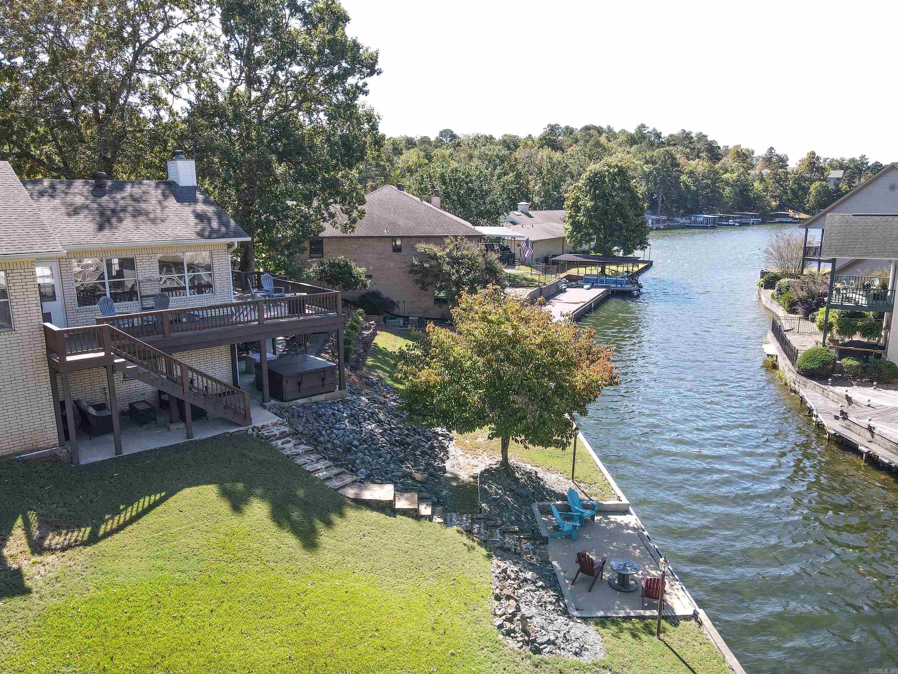 ✨ Lake Hamilton Living Awaits ✨