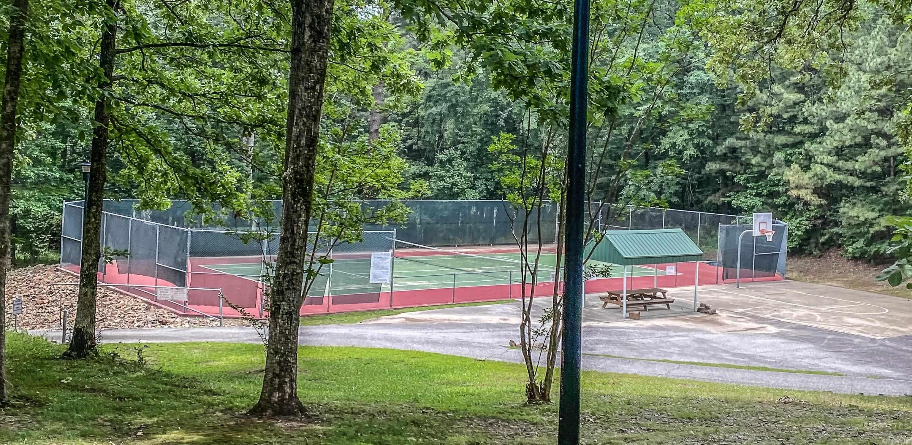 Grand Estate Living in Stonegate