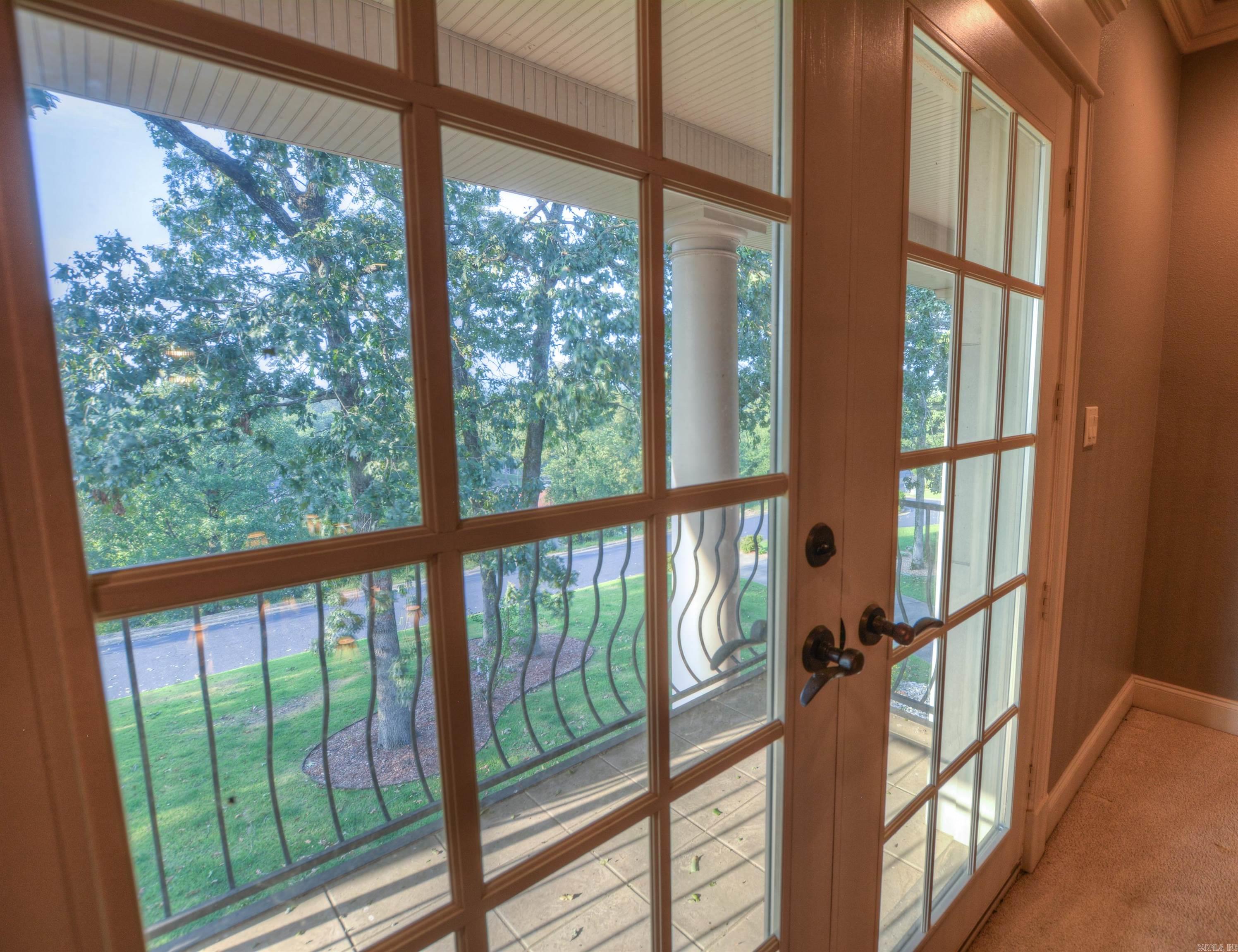 Grand Estate Living in Stonegate