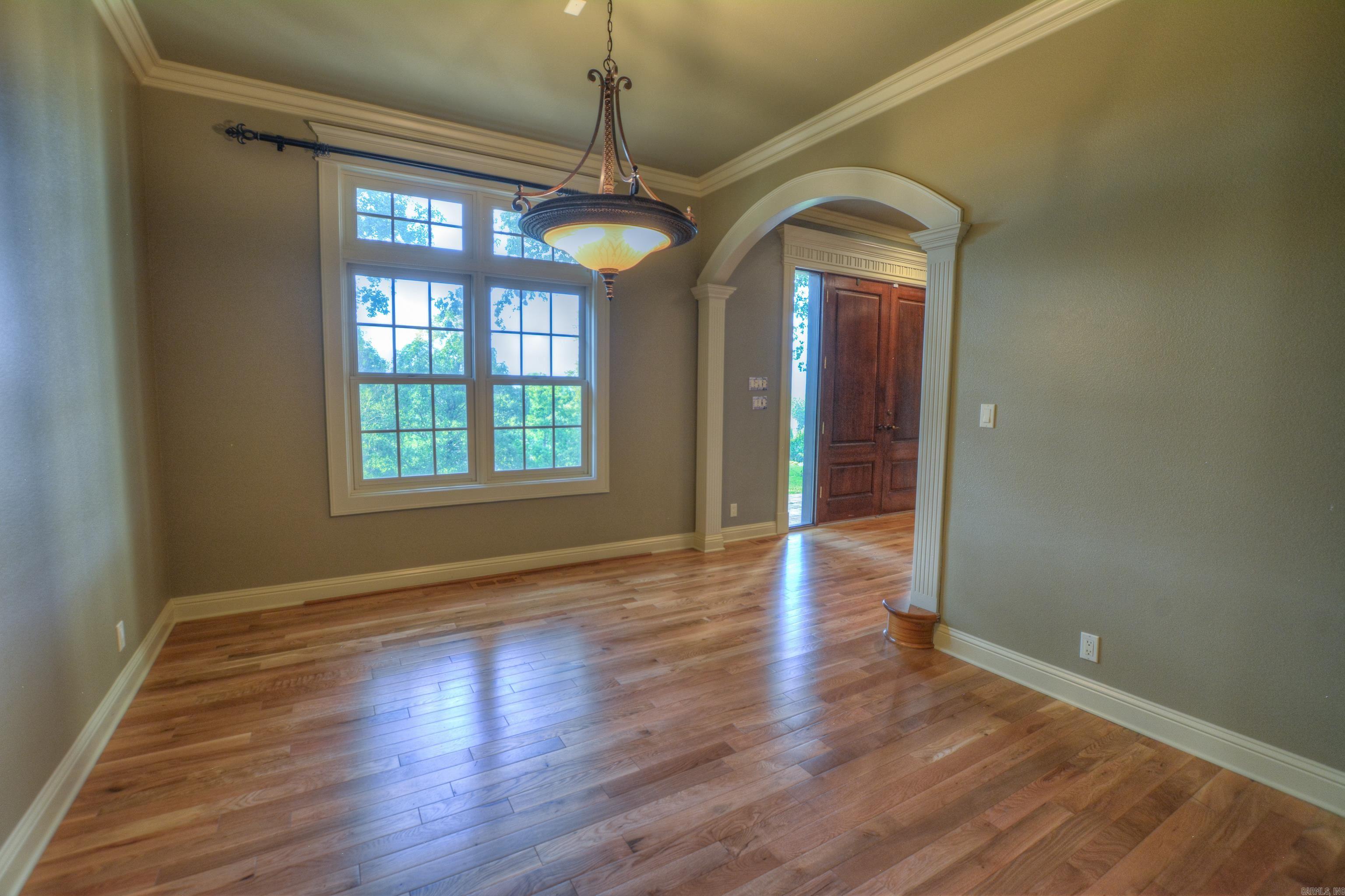 Grand Estate Living in Stonegate